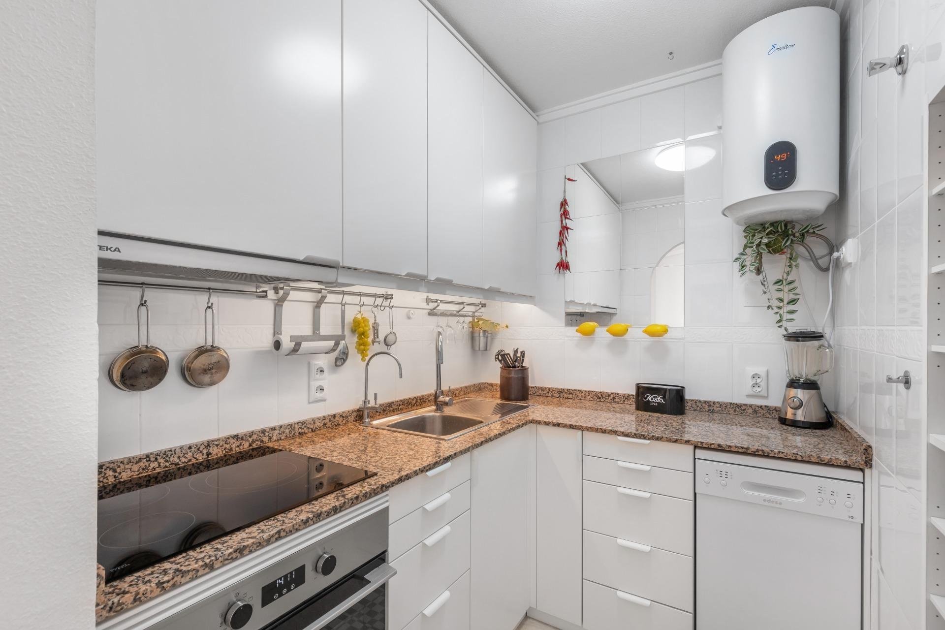 Resale - Penthouse -
Torrevieja - Estacion de autobuses