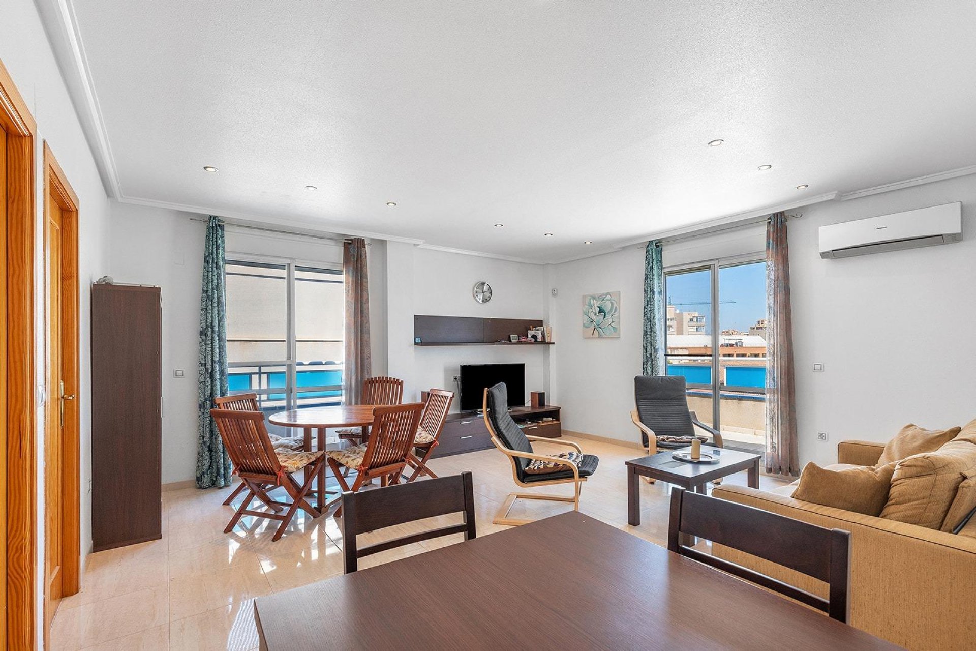Resale - Penthouse -
Torrevieja - Estacion de autobuses