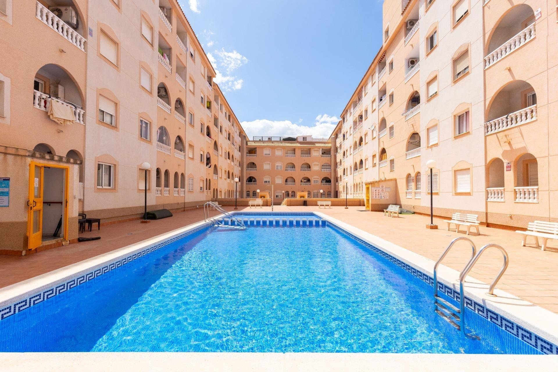 Resale - Penthouse -
Torrevieja - Estacion de autobuses