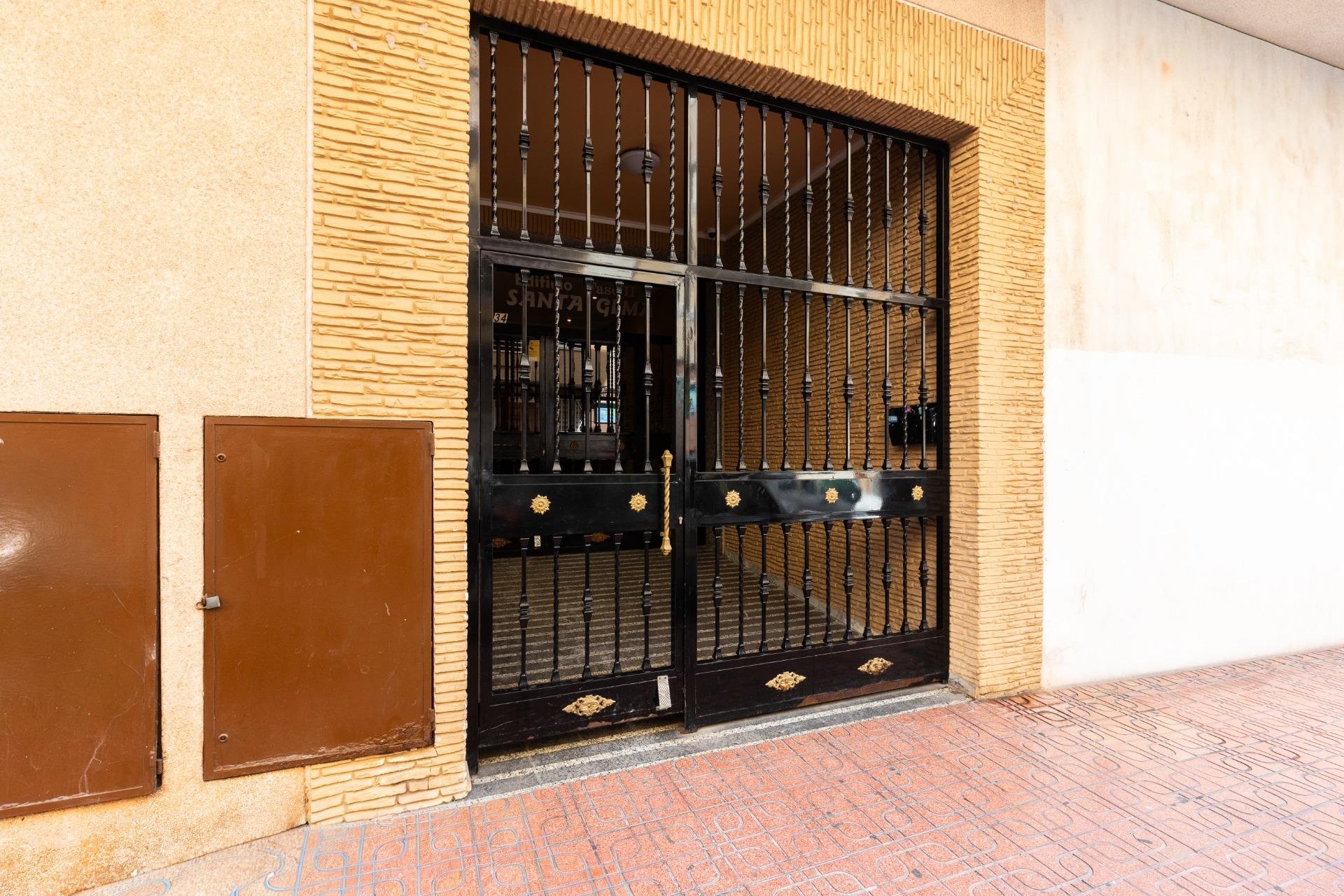 Resale - Penthouse -
Torrevieja - Estacion de autobuses