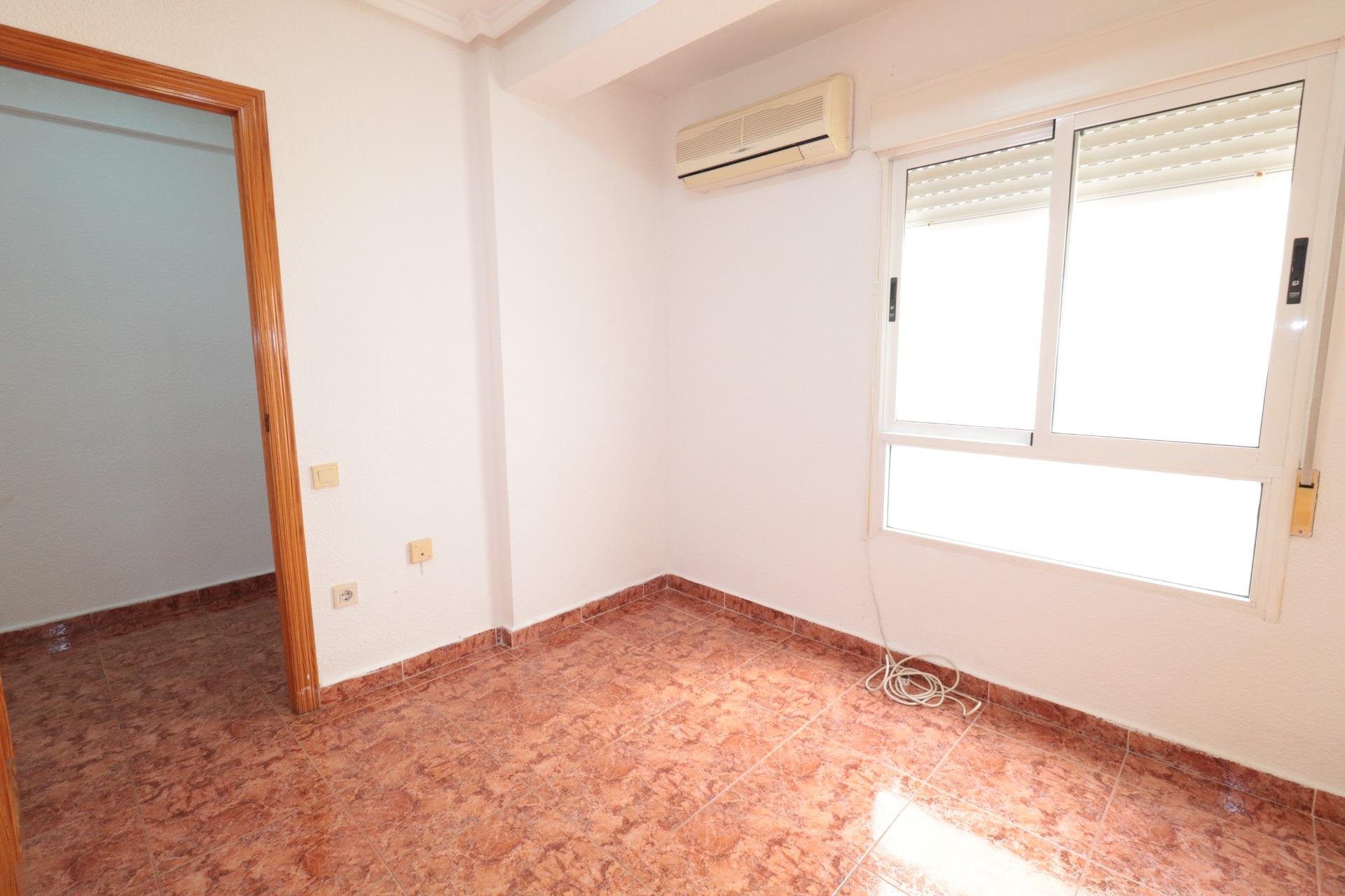 Resale - Penthouse -
Torrevieja - Playa de los Locos