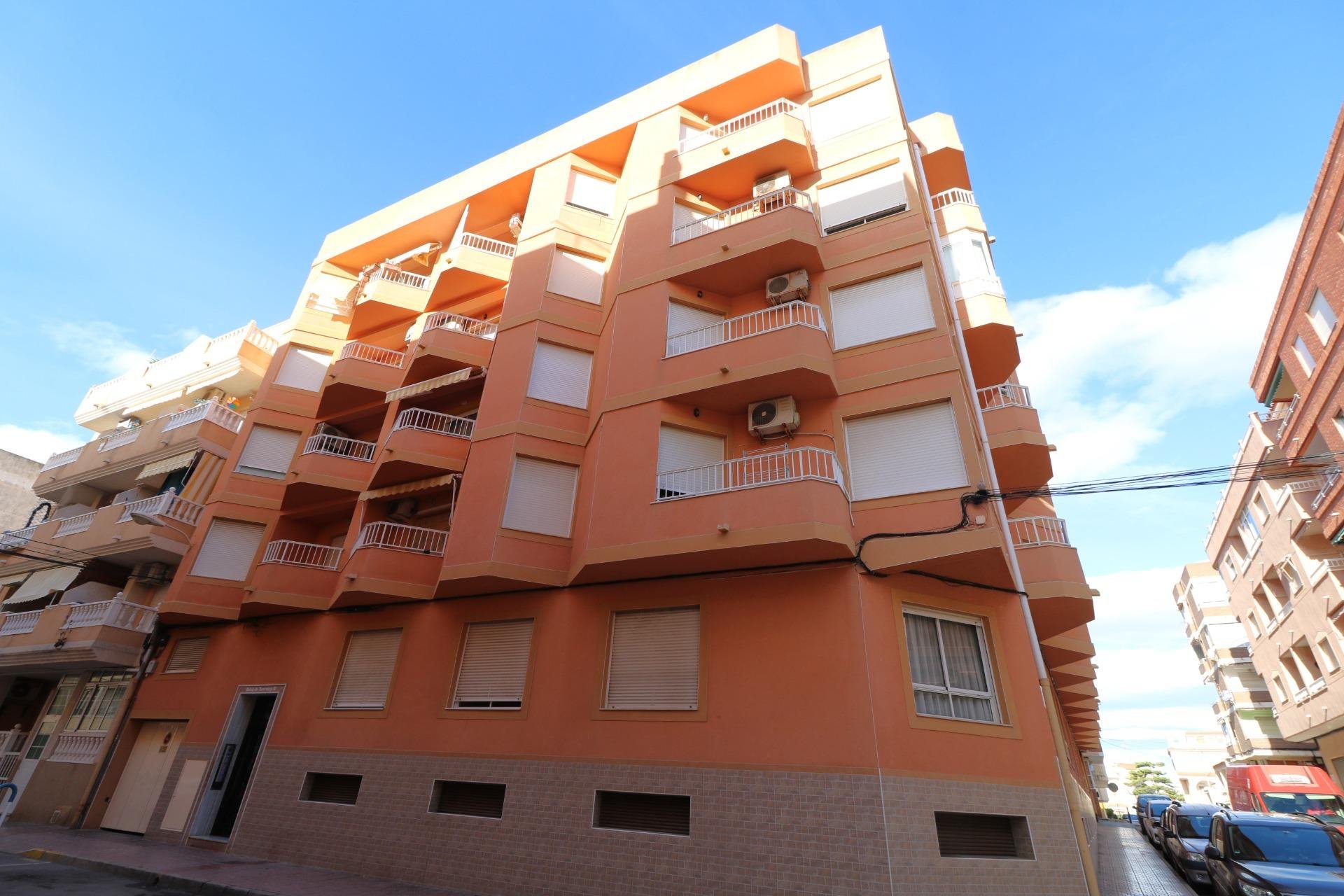 Resale - Penthouse -
Torrevieja - Playa de los Locos