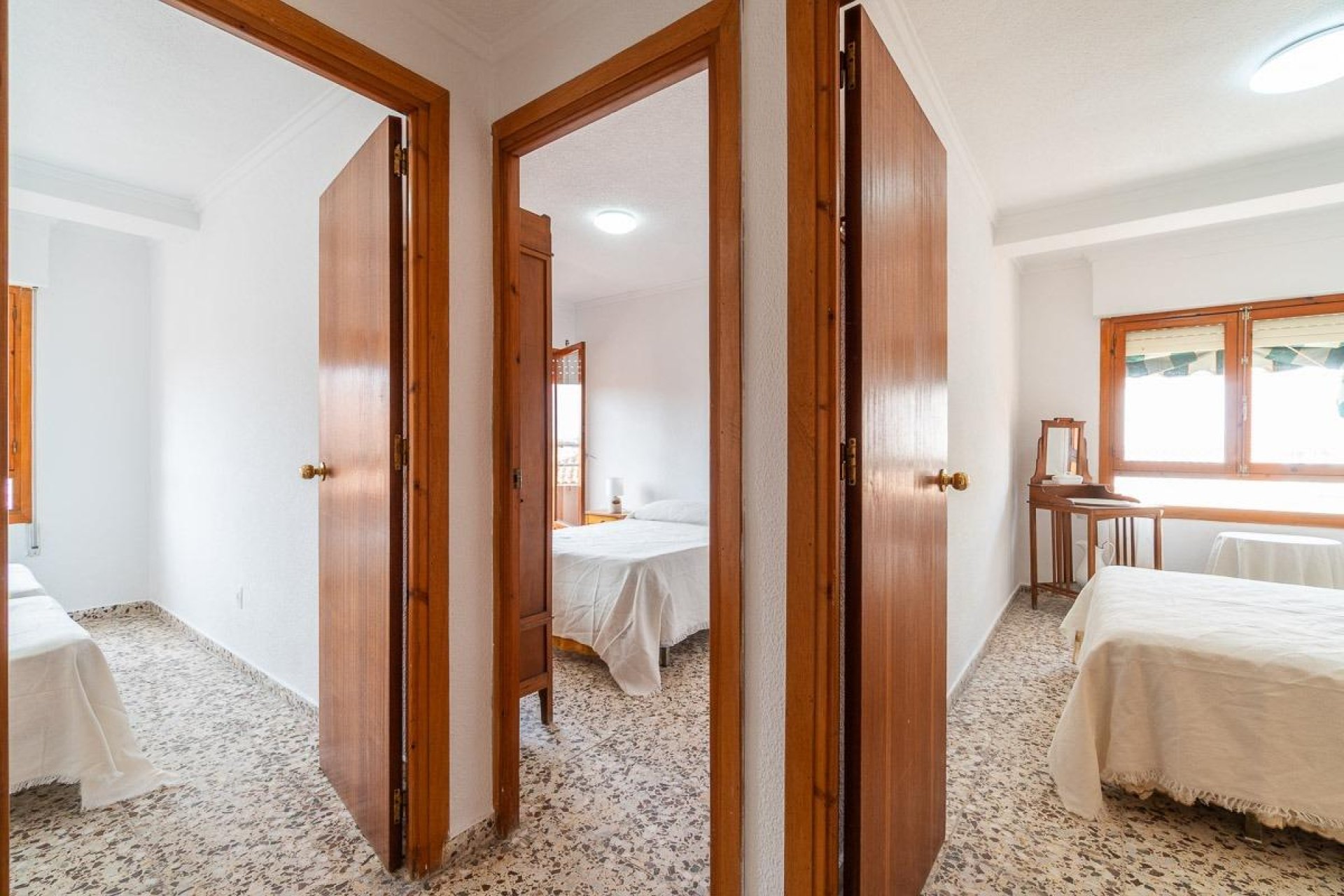 Resale - Penthouse -
Torrevieja - Playa de los Naufragos