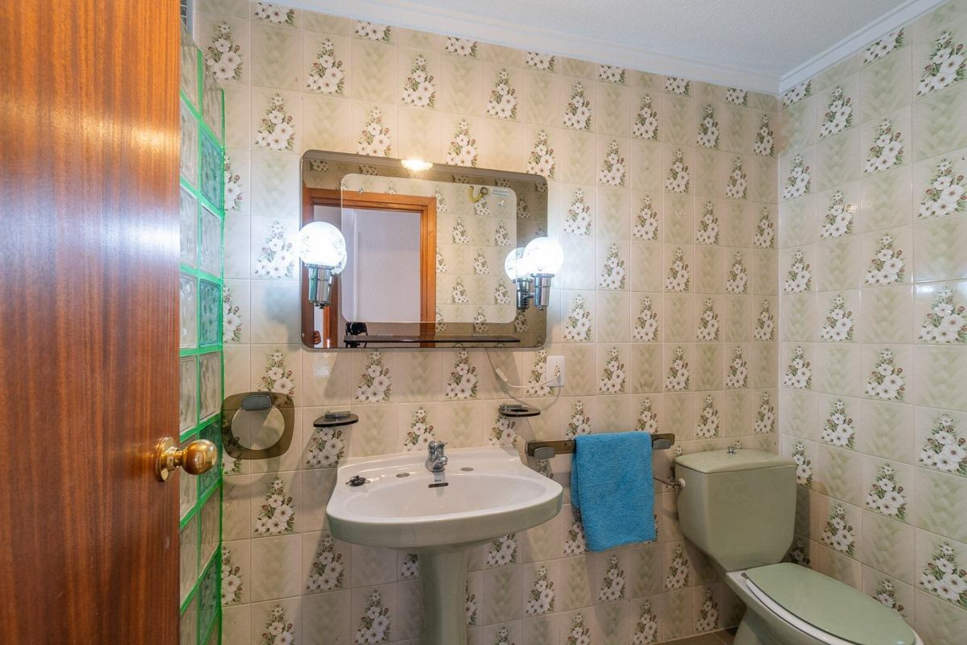 Resale - Penthouse -
Torrevieja - Playa de los Naufragos