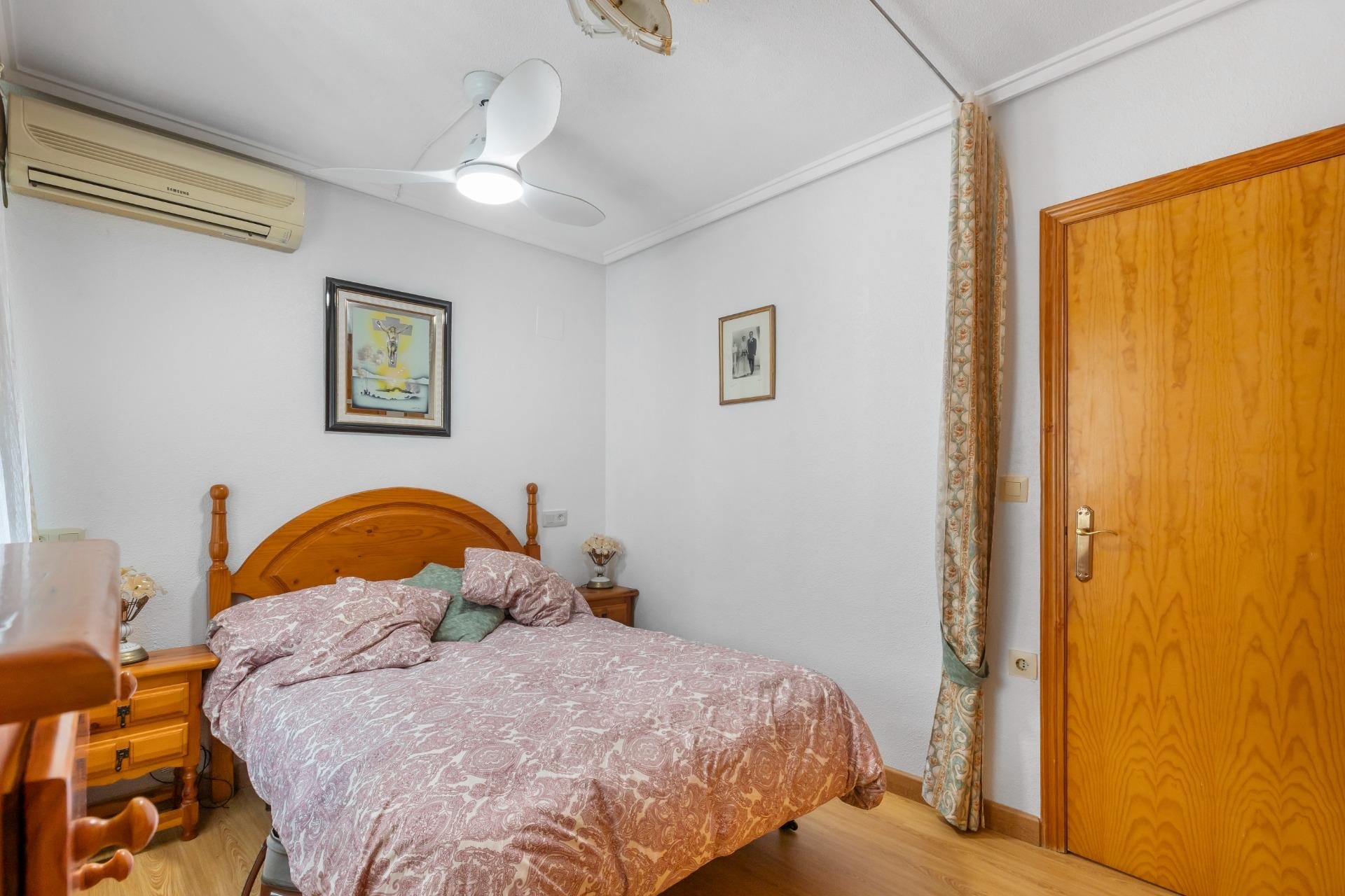 Resale - Penthouse -
Torrevieja - Playa del Cura