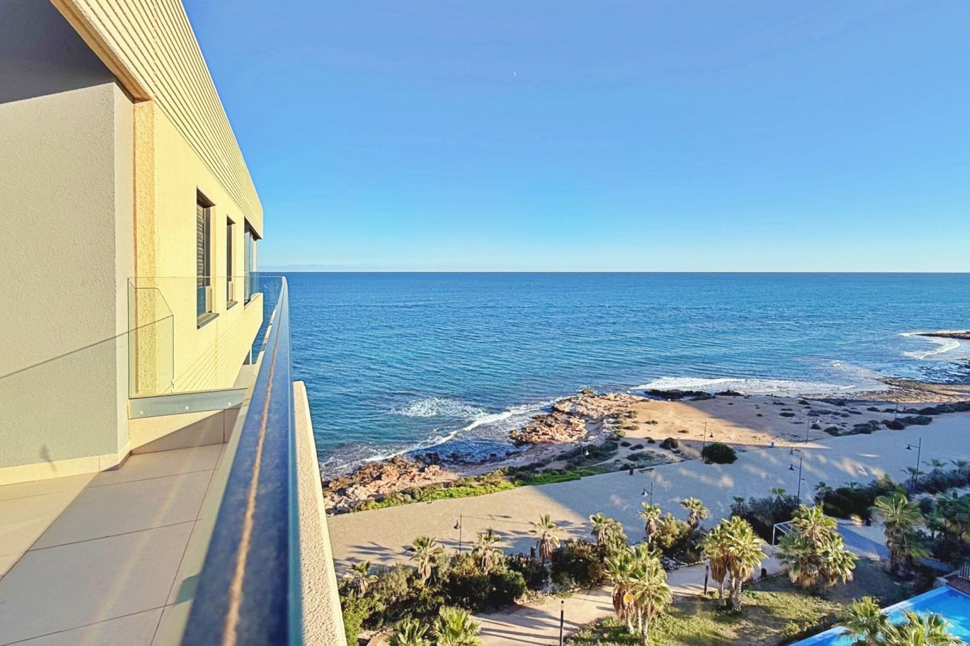 Resale - Penthouse -
Torrevieja - Punta prima