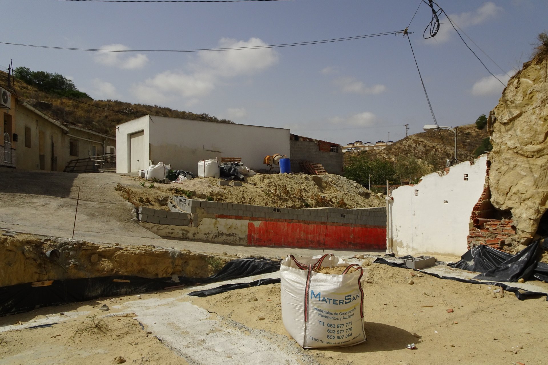 Resale - Plot / Land -
Rojales - Rojales - Village