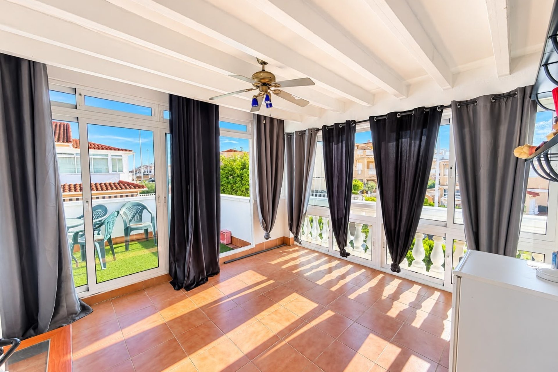 Resale - Semi - Detached Villa -
Alicante - La Florida