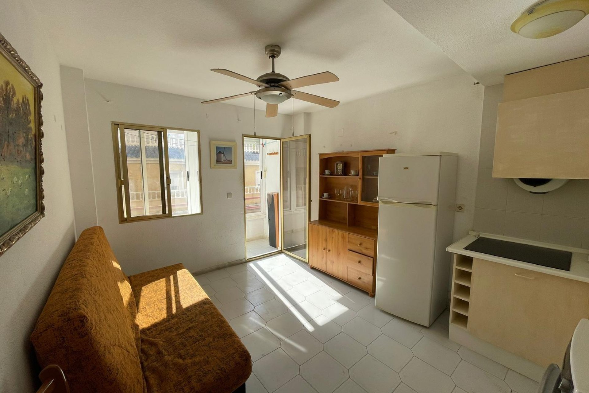 Resale - Study -
Torrevieja - Centro