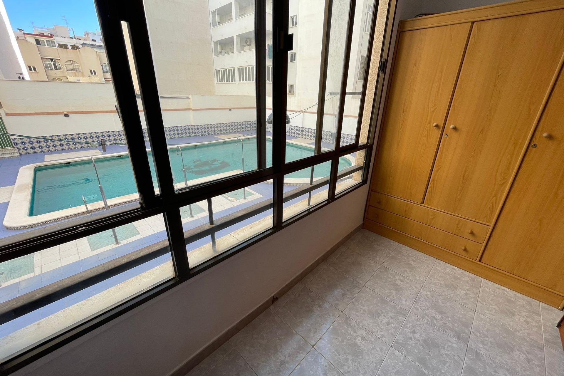 Resale - Study -
Torrevieja - Estacion de autobuses