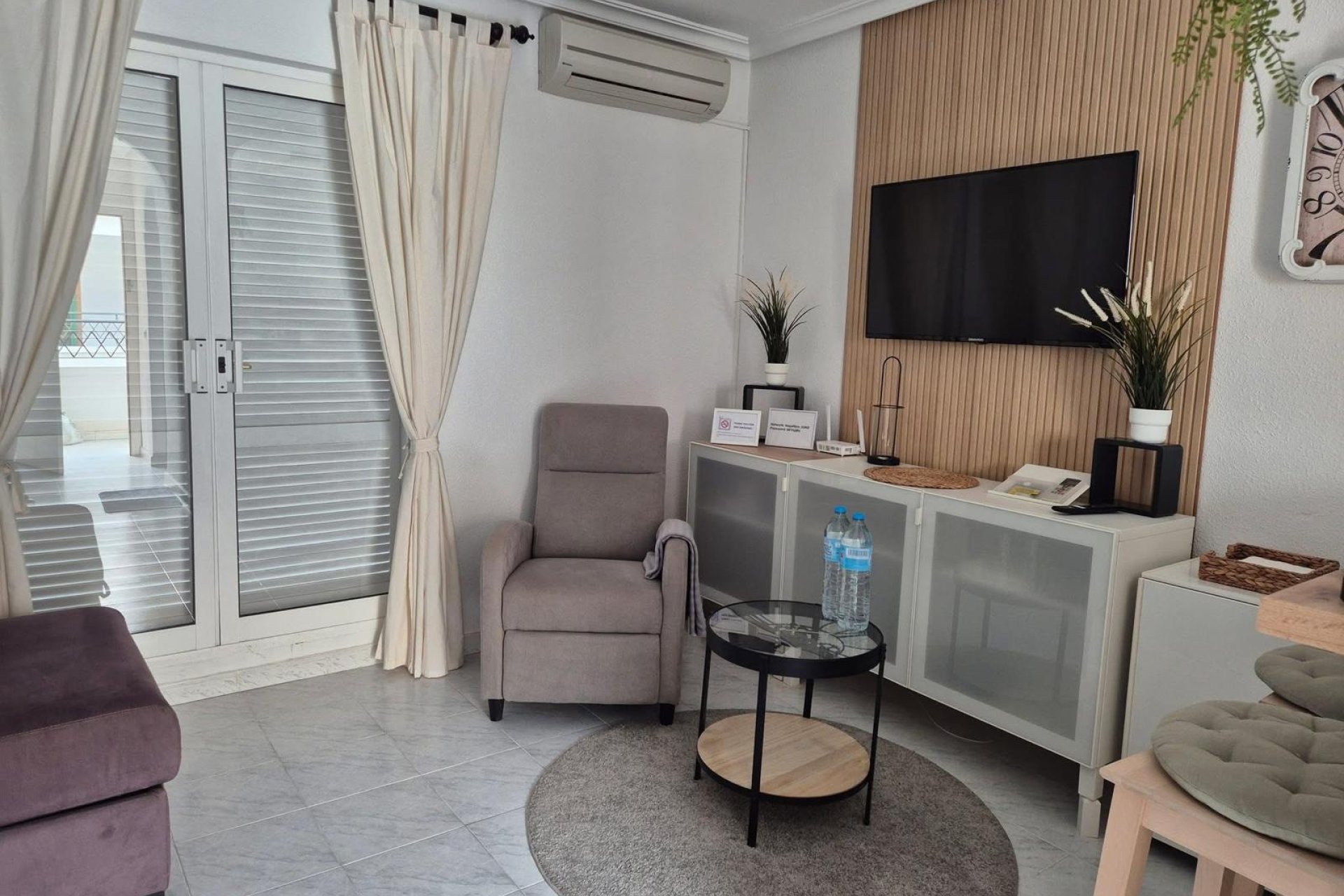 Resale - Study -
Torrevieja - Torre La Mata
