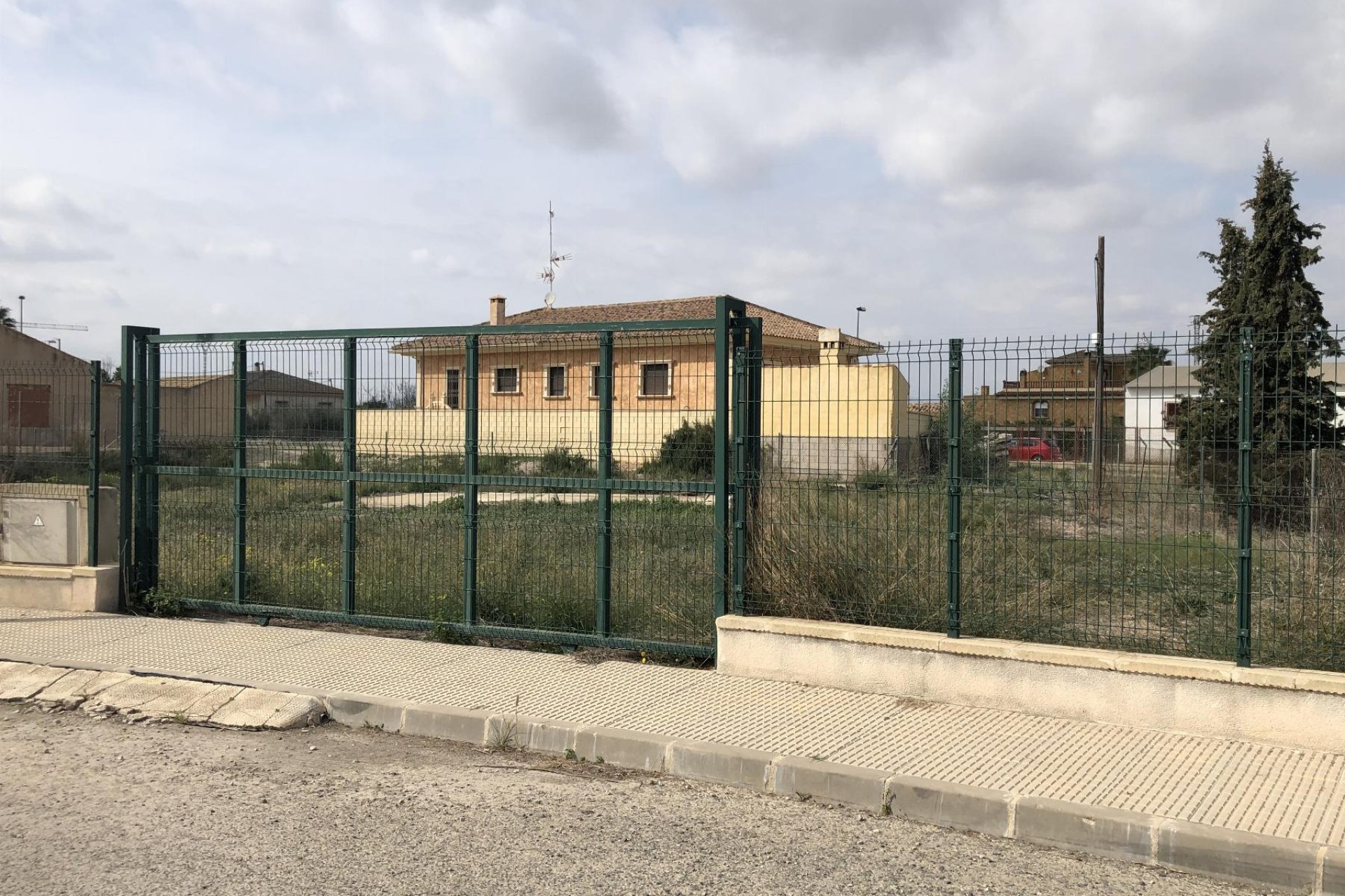 Resale - Terreno -
Benferri - HUERTA PUEBLO