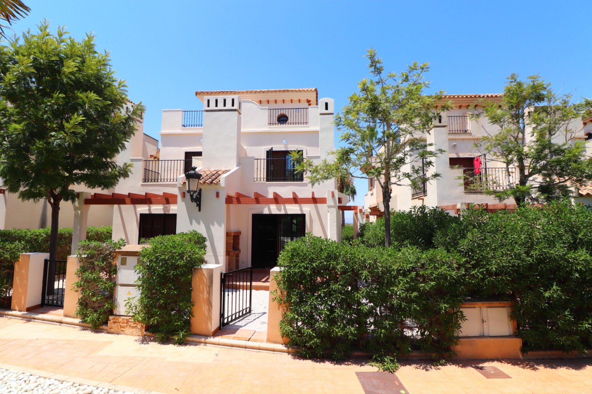 Resale - Townhouse -
Algorfa - La Finca Golf Resort