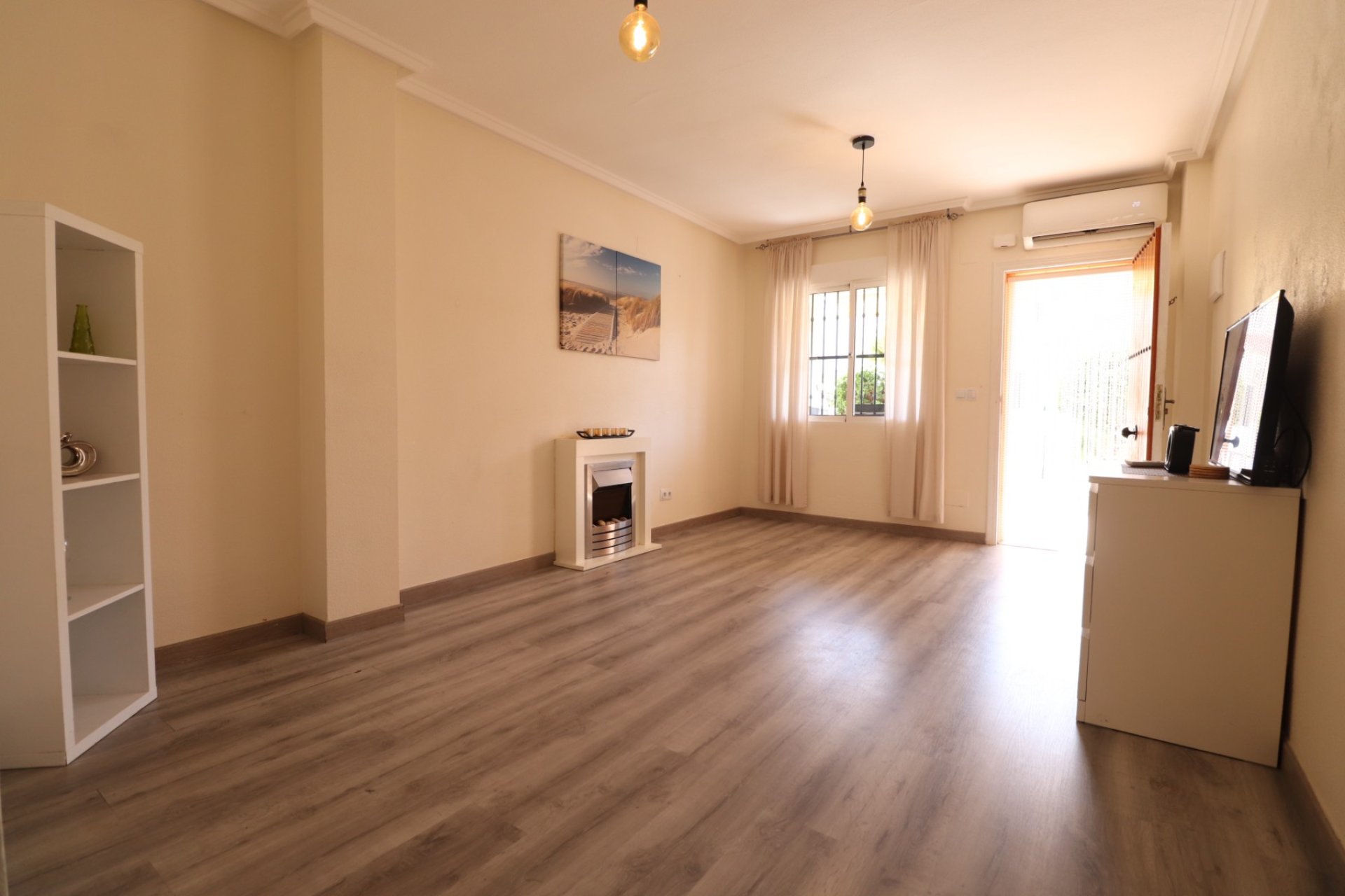 Resale - Townhouse -
Algorfa - Montemar