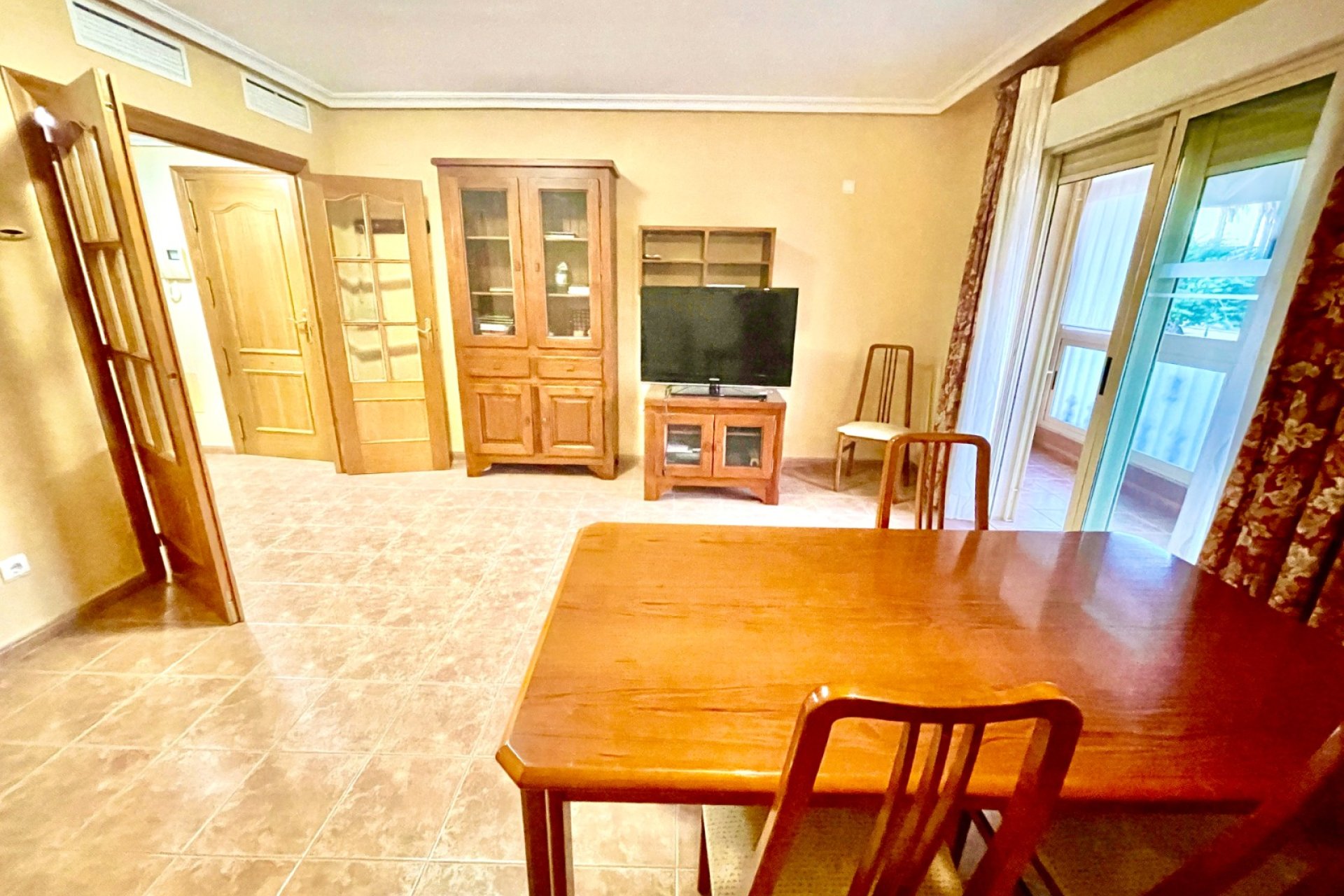 Resale - Townhouse -
Almoradi - Almoradi - Town