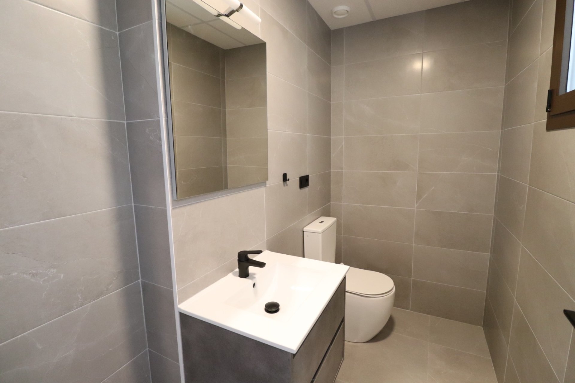 Resale - Townhouse -
Benijofar - Benijofar - Village