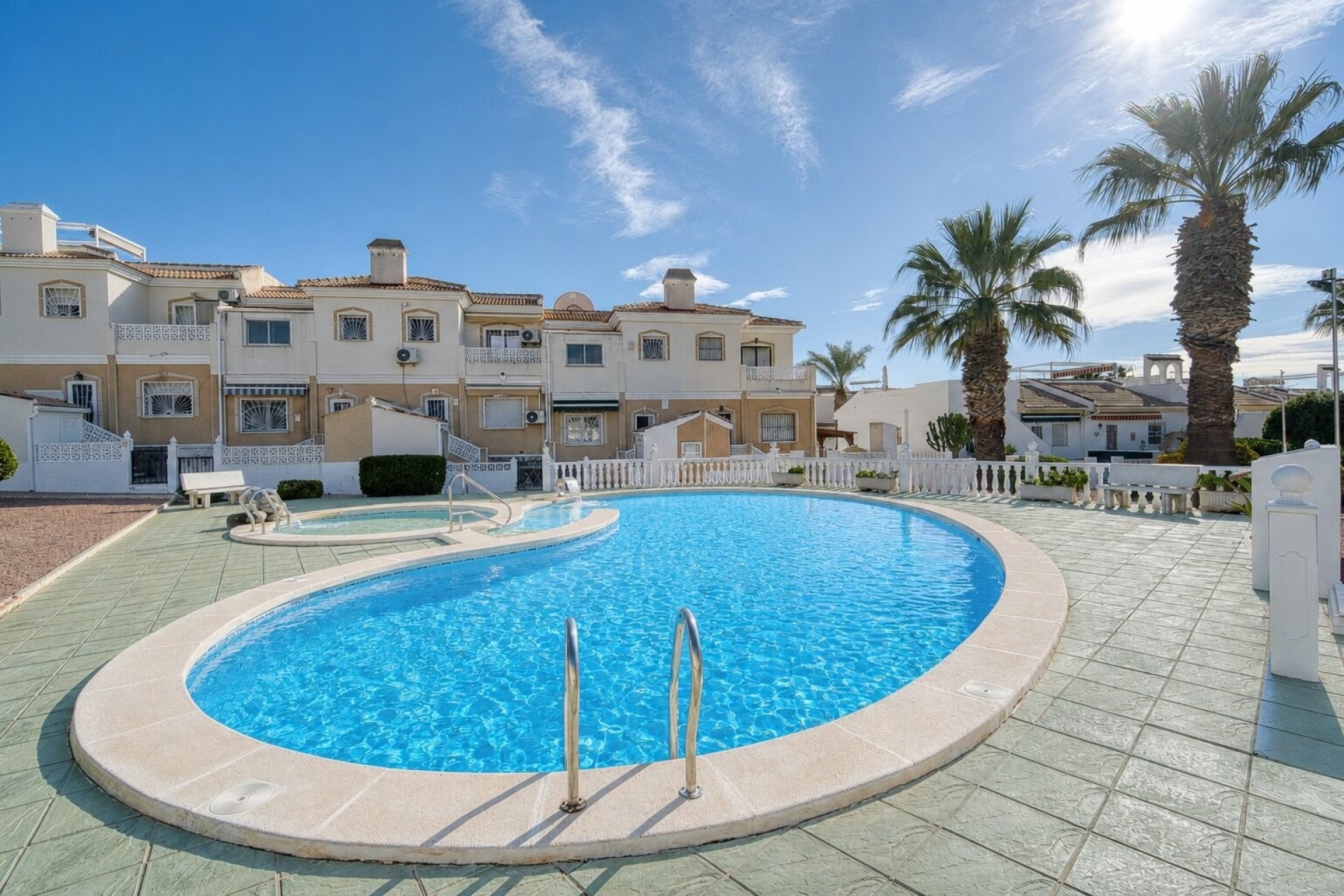 Resale - Townhouse -
Benijofar - Monte Azul