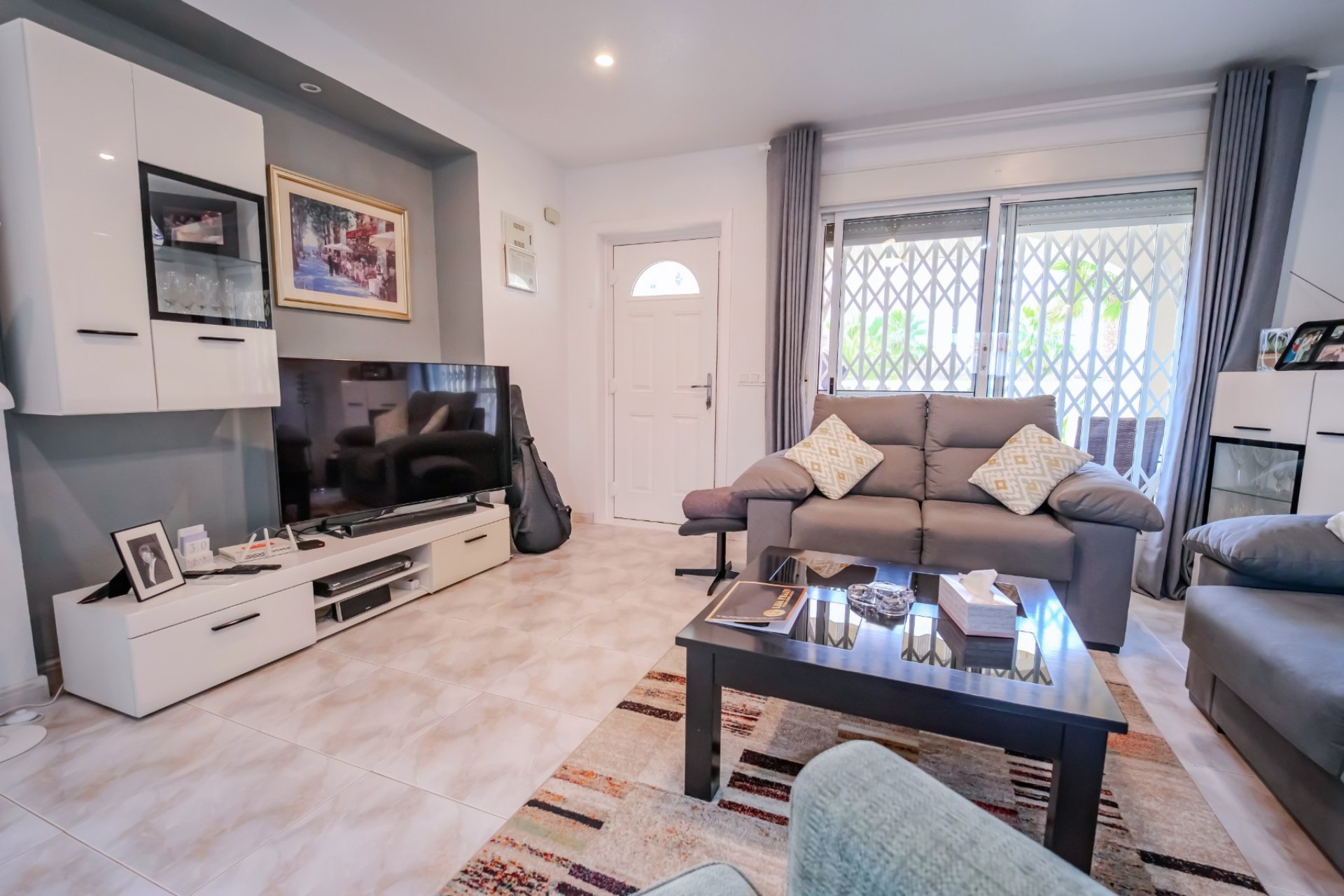 Resale - Townhouse -
Benimar - Benimar I