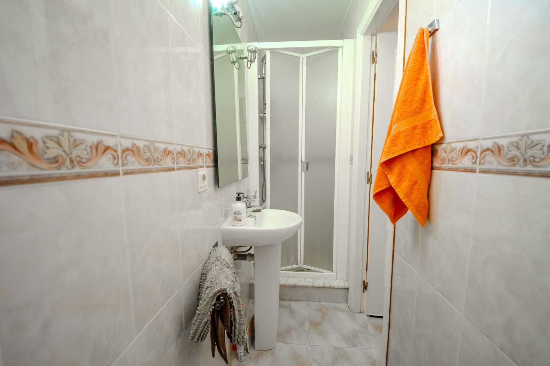 Resale - Townhouse -
Benimar - Benimar I