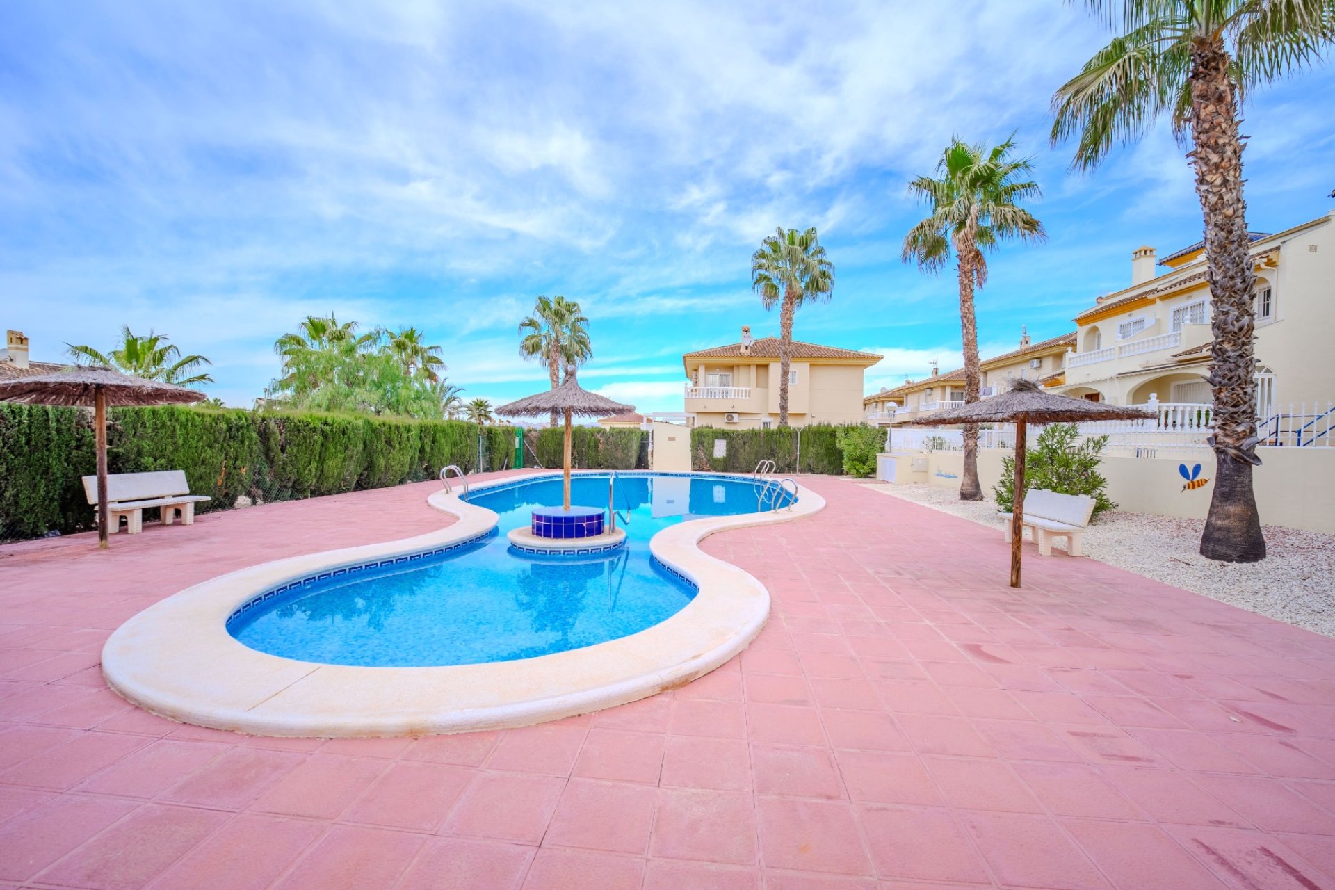 Resale - Townhouse -
Benimar - Benimar I