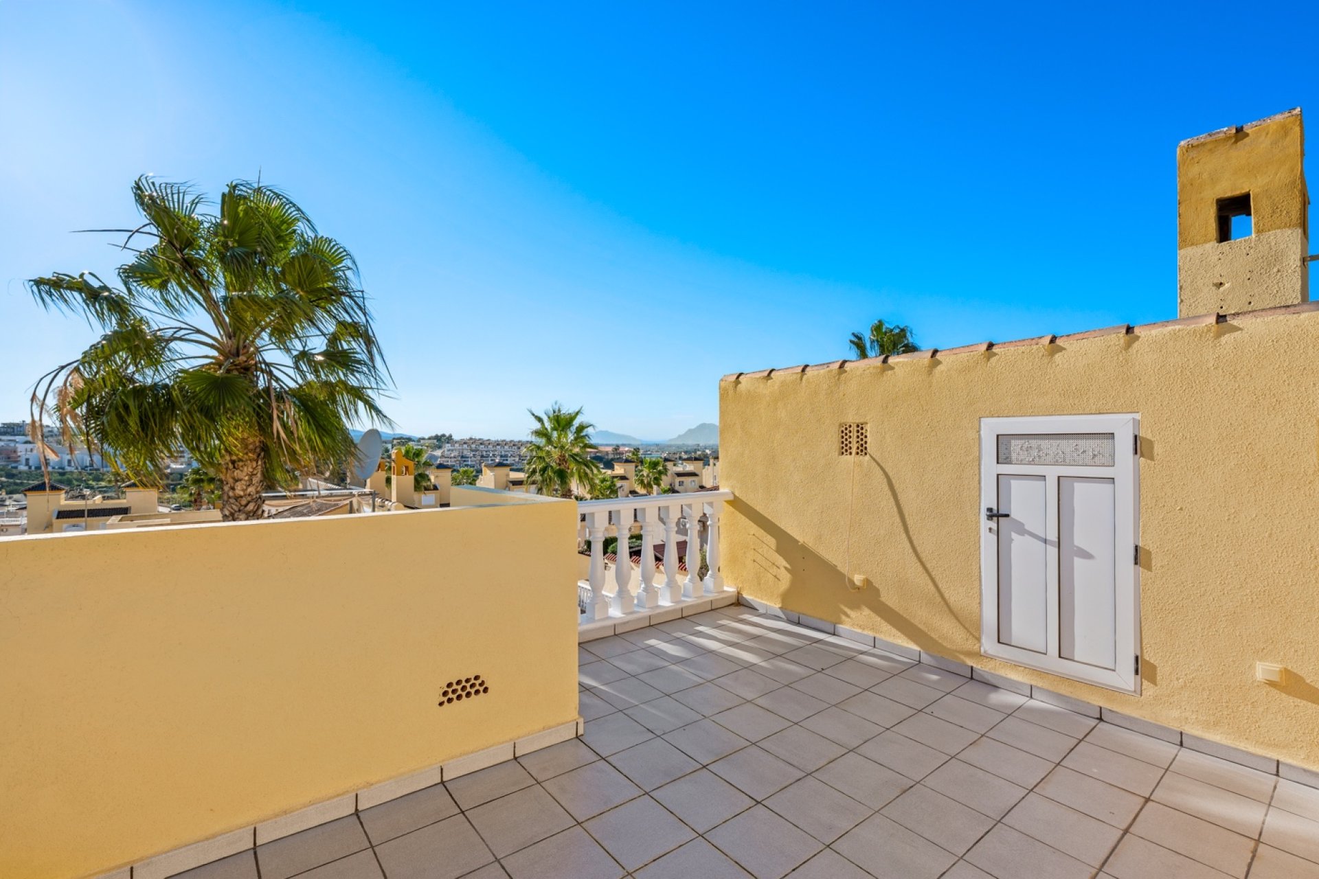 Resale - Townhouse -
Benimar - Benimar II