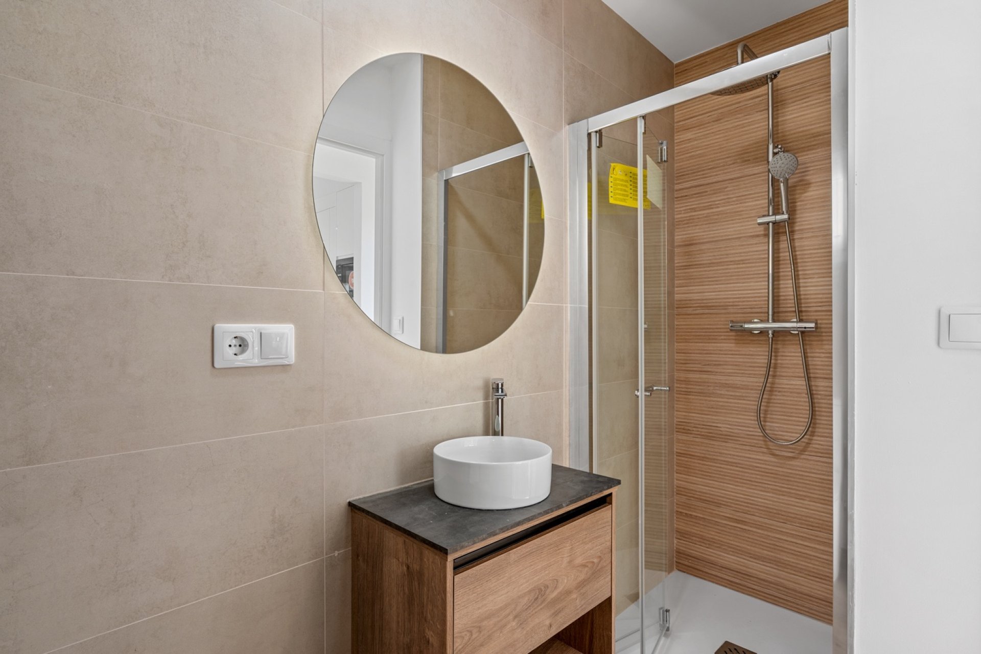 Resale - Townhouse -
Benimar - Benimar II