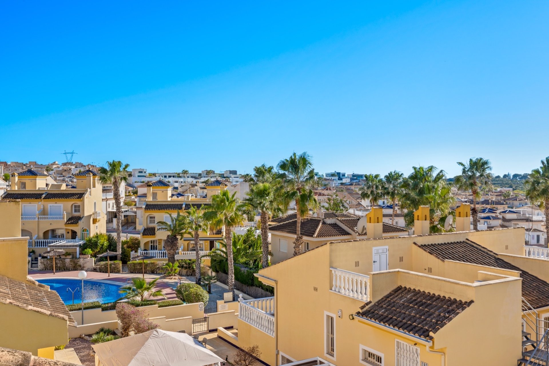 Resale - Townhouse -
Benimar - Benimar II