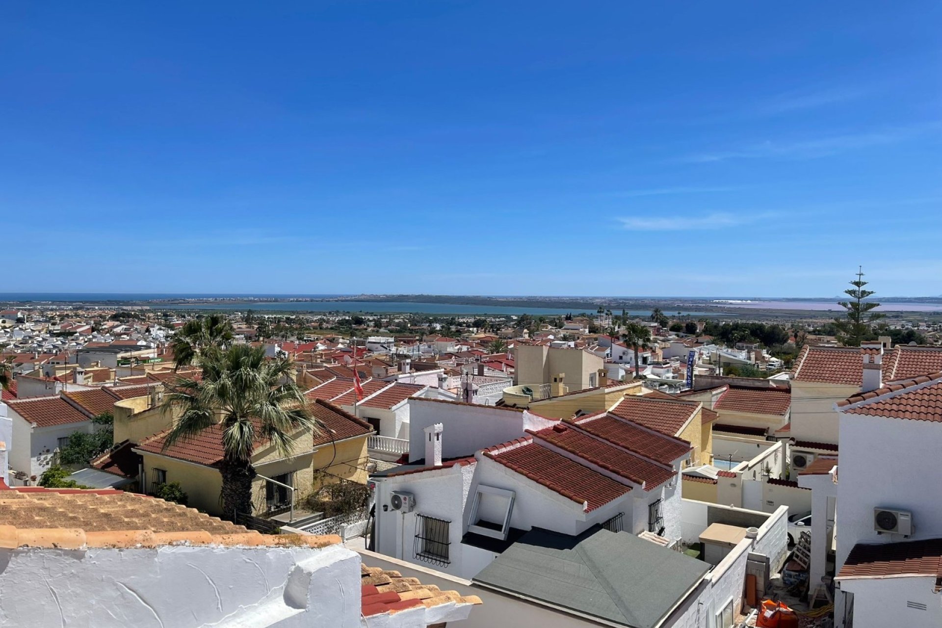 Resale - Townhouse -
Ciudad Quesada - Altos de Quesada