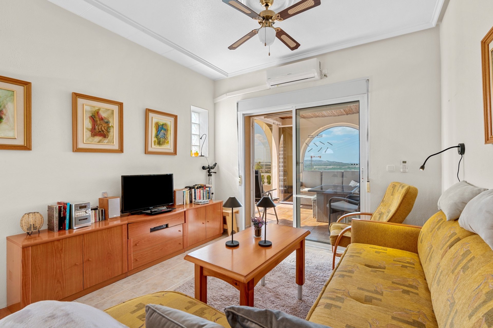 Resale - Townhouse -
Ciudad Quesada - Ciudad Quesada - Town