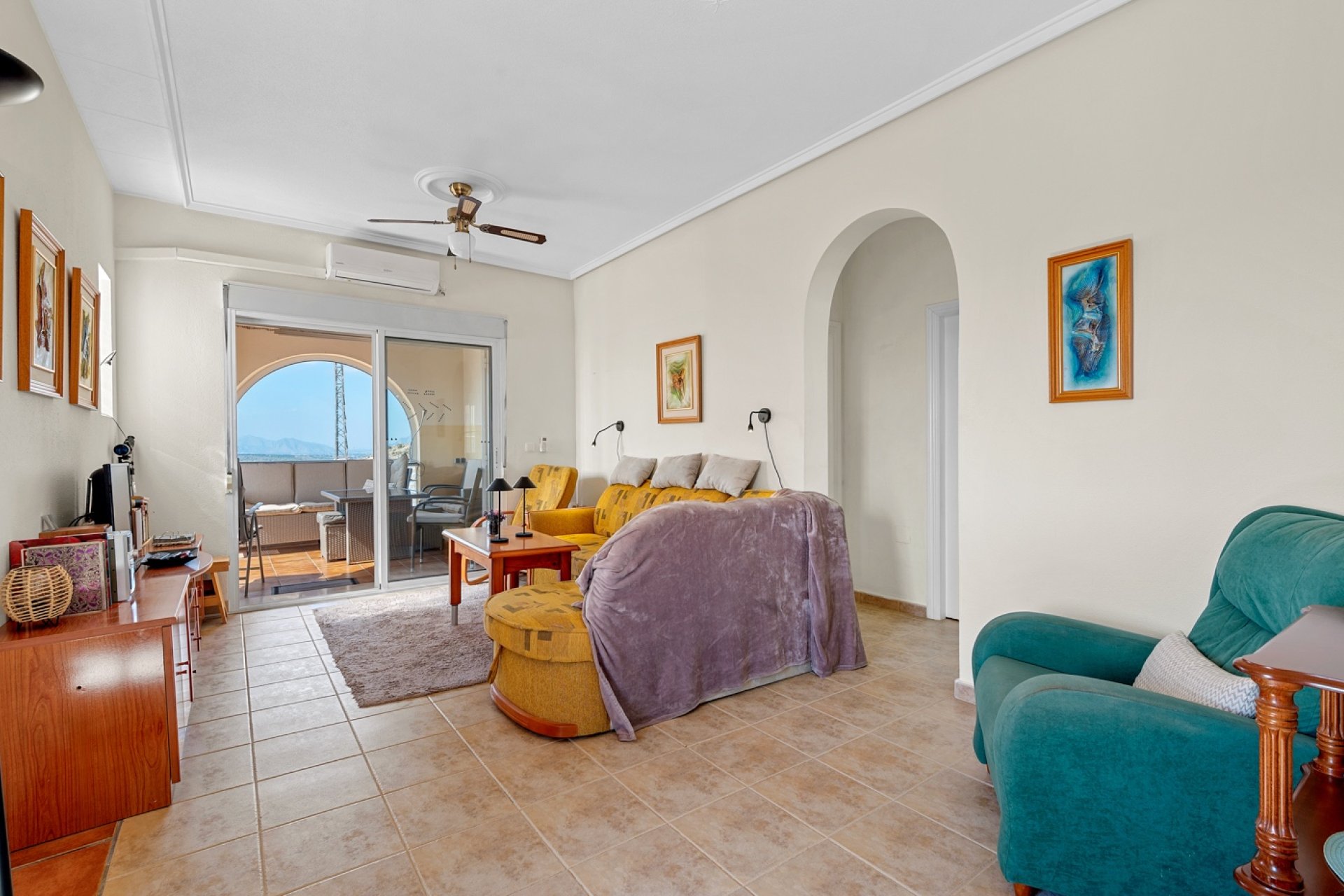 Resale - Townhouse -
Ciudad Quesada - Ciudad Quesada - Town