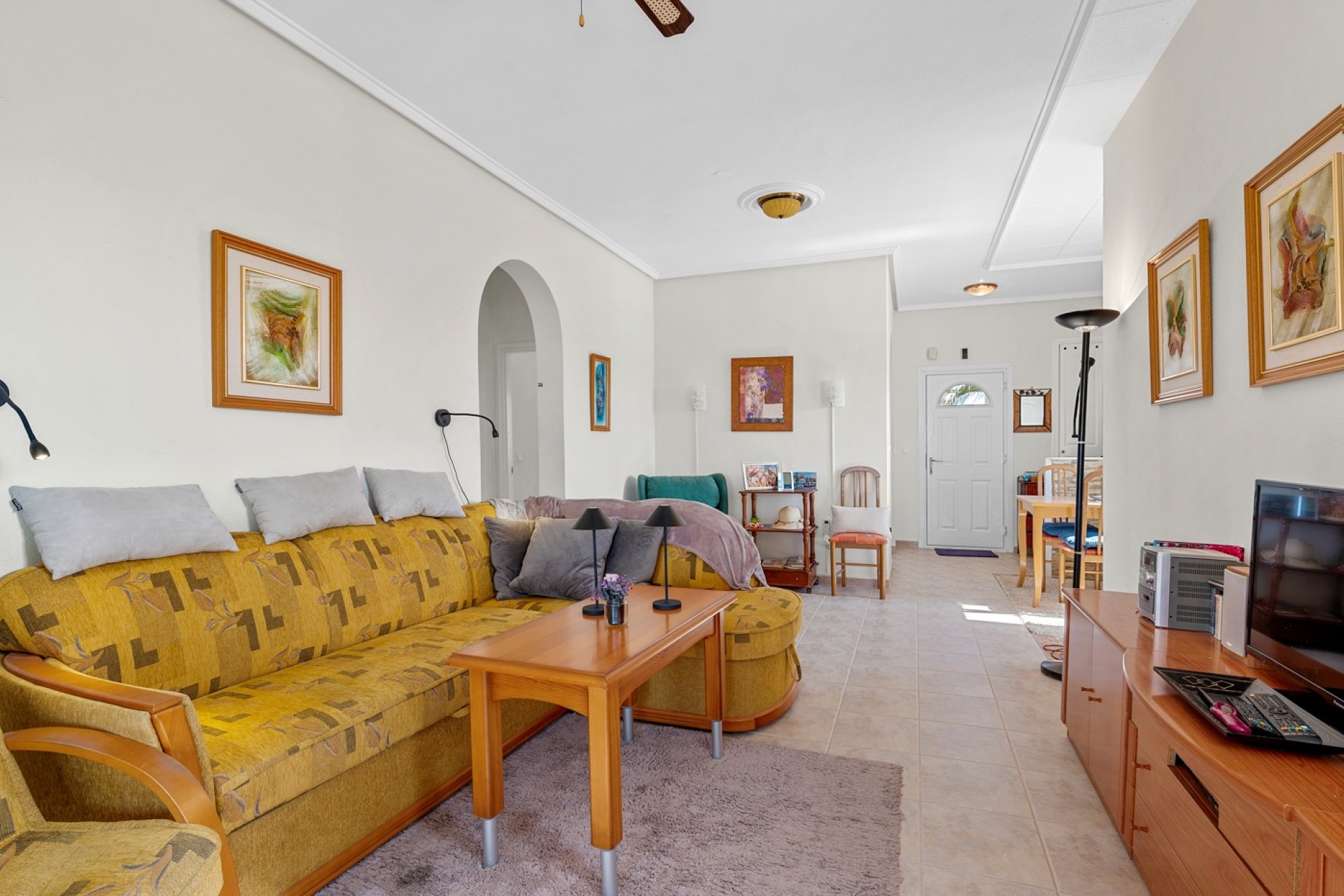 Resale - Townhouse -
Ciudad Quesada - Ciudad Quesada - Town