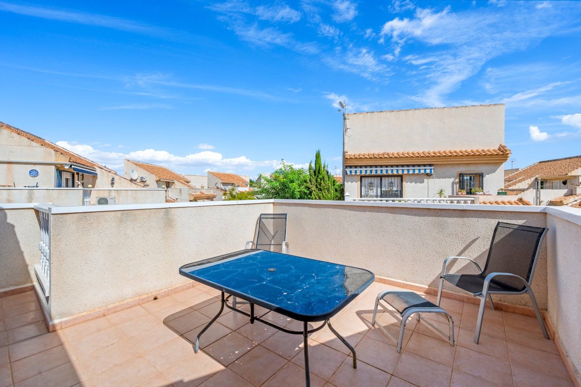 Resale - Townhouse -
Ciudad Quesada - Ciudad Quesada - Town