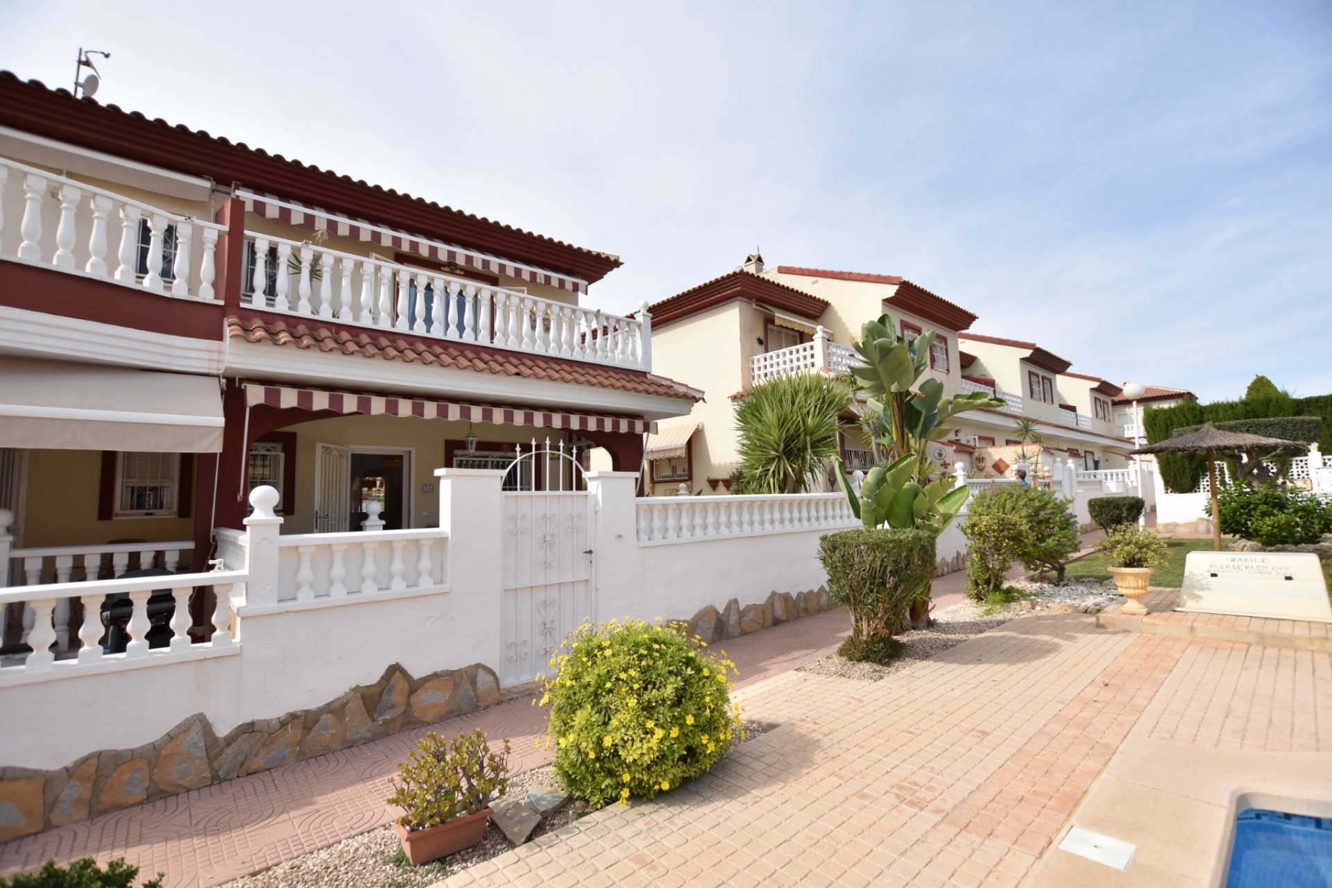 Resale - Townhouse -
Ciudad Quesada - Doña Pepa