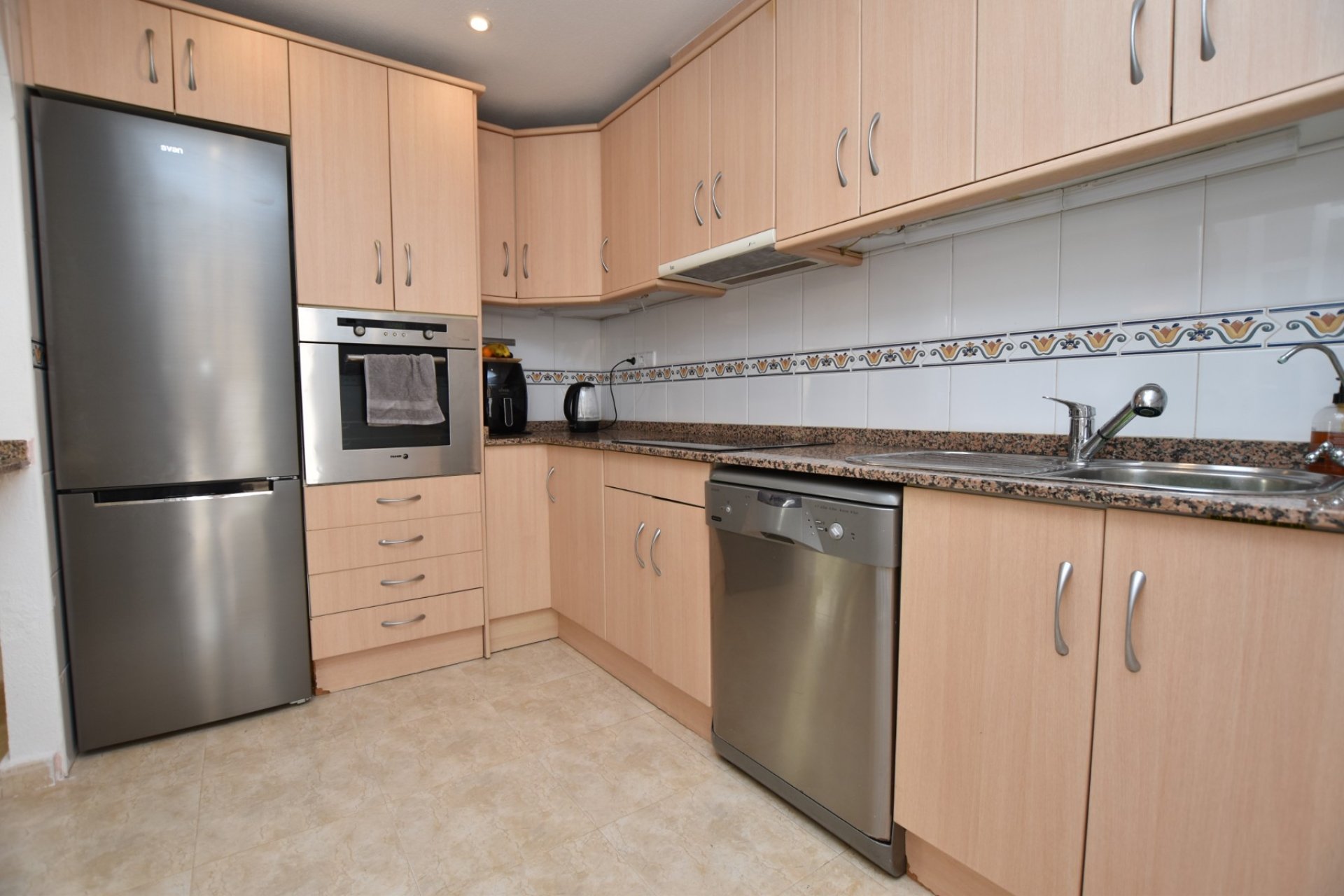 Resale - Townhouse -
Ciudad Quesada - Doña Pepa