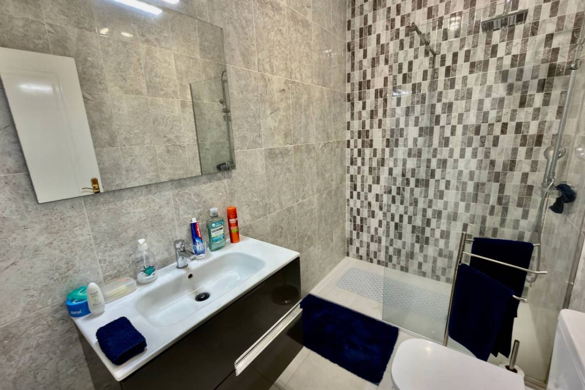 Resale - Townhouse -
Ciudad Quesada - Doña Pepa