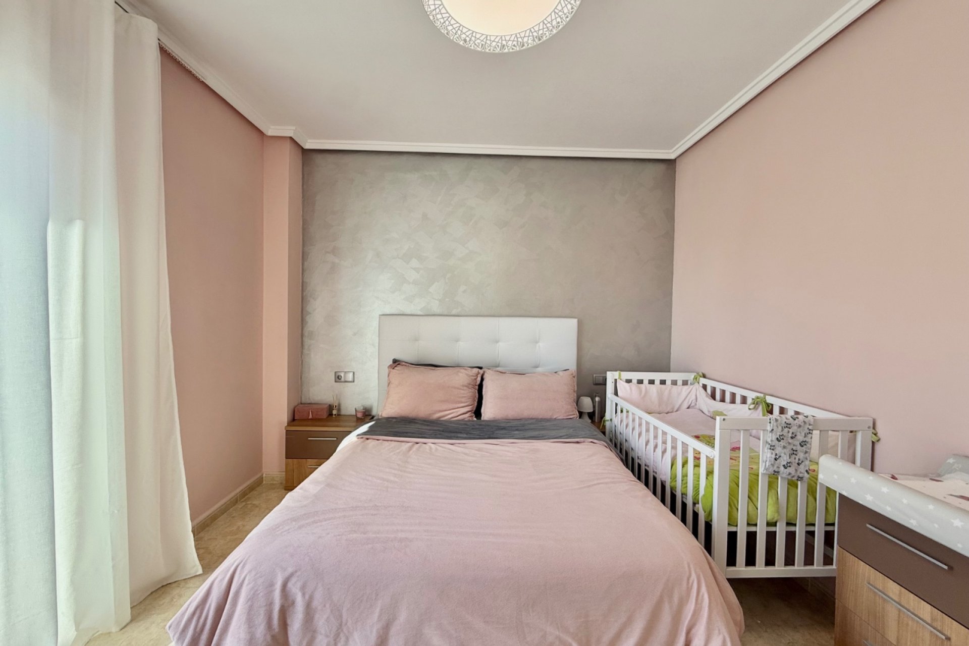 Resale - Townhouse -
Ciudad Quesada - Doña Pepa