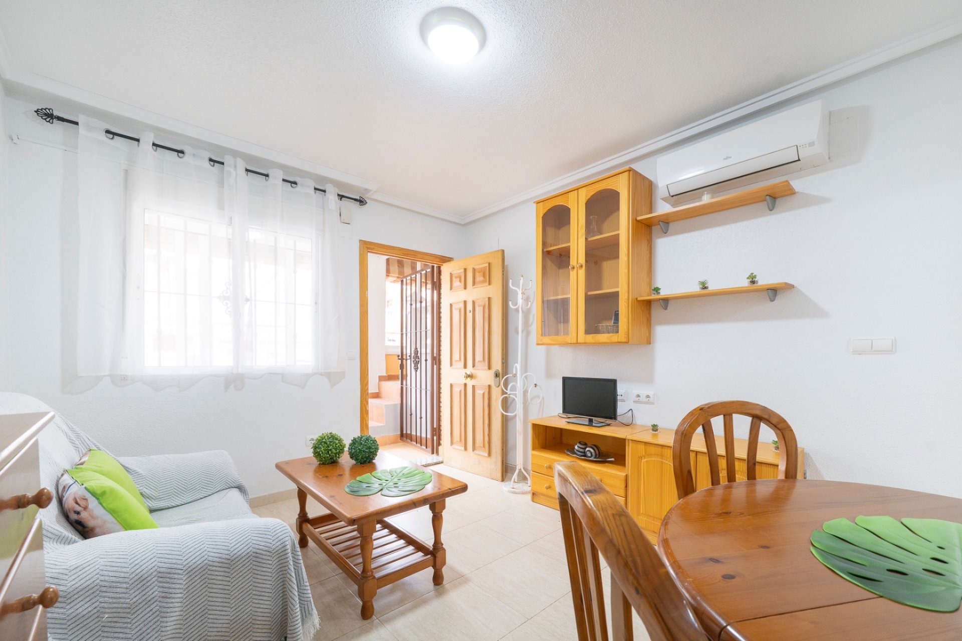 Resale - Townhouse -
Ciudad Quesada - Doña Pepa