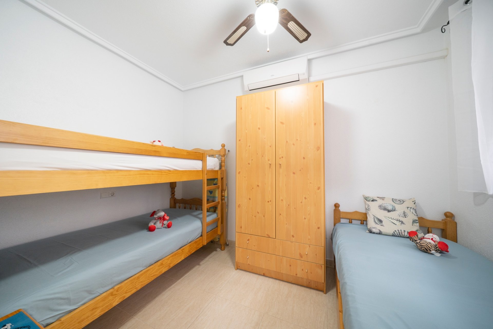 Resale - Townhouse -
Ciudad Quesada - Doña Pepa