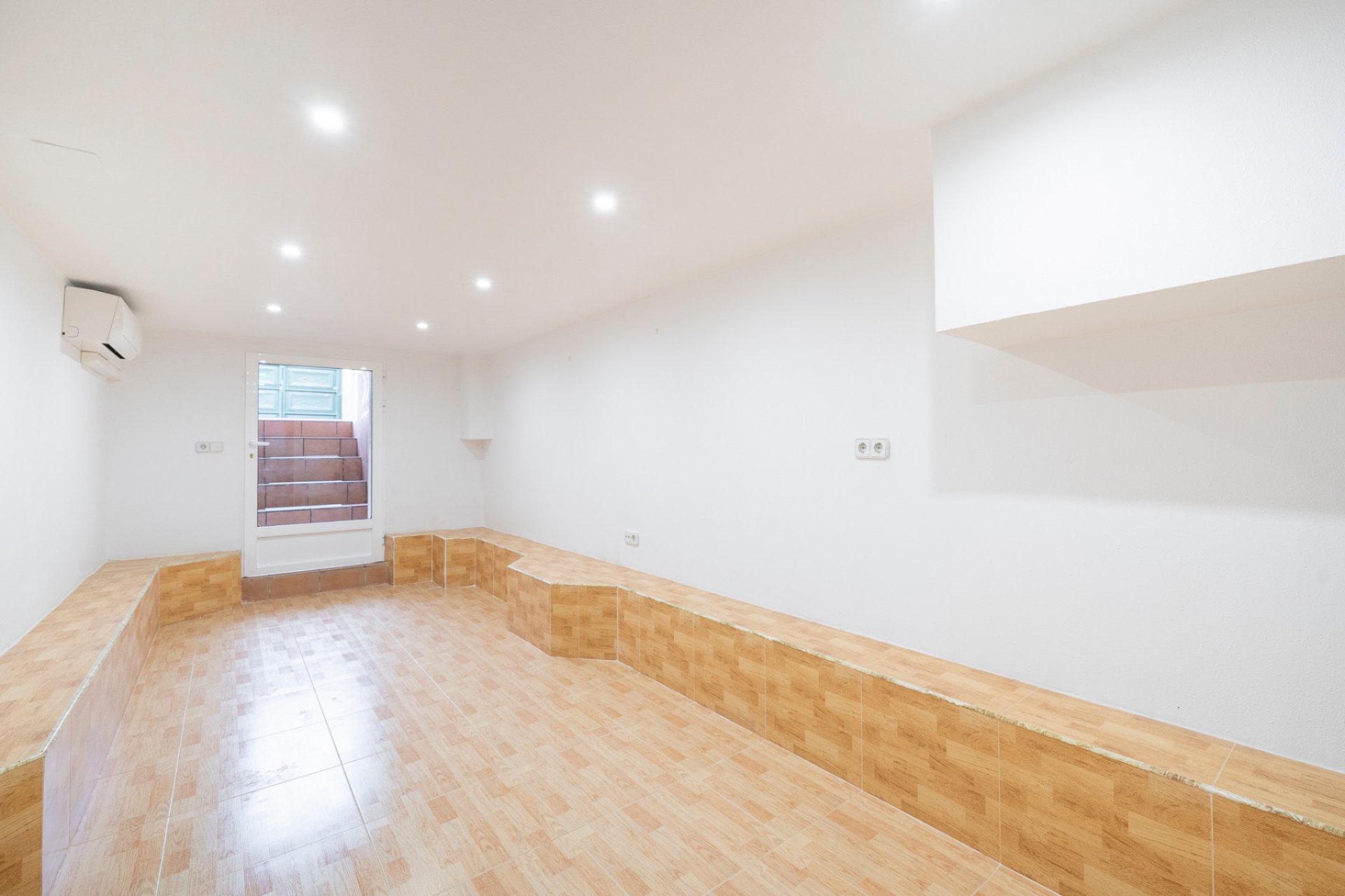 Resale - Townhouse -
Ciudad Quesada - Doña Pepa