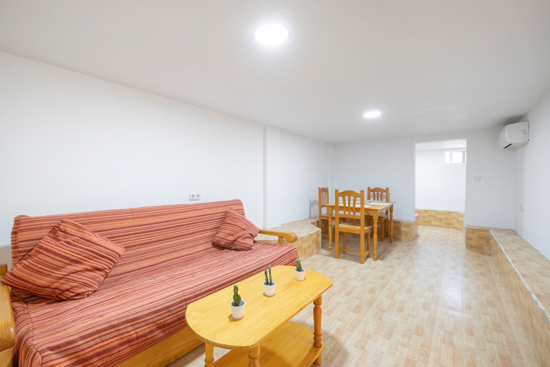 Resale - Townhouse -
Ciudad Quesada - Doña Pepa