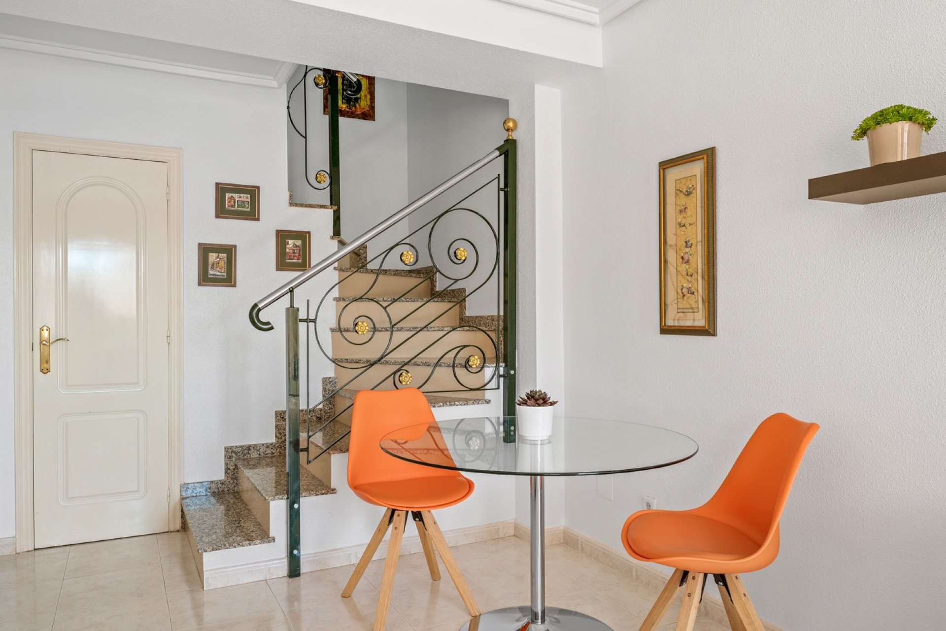 Resale - Townhouse -
Ciudad Quesada - Doña Pepa