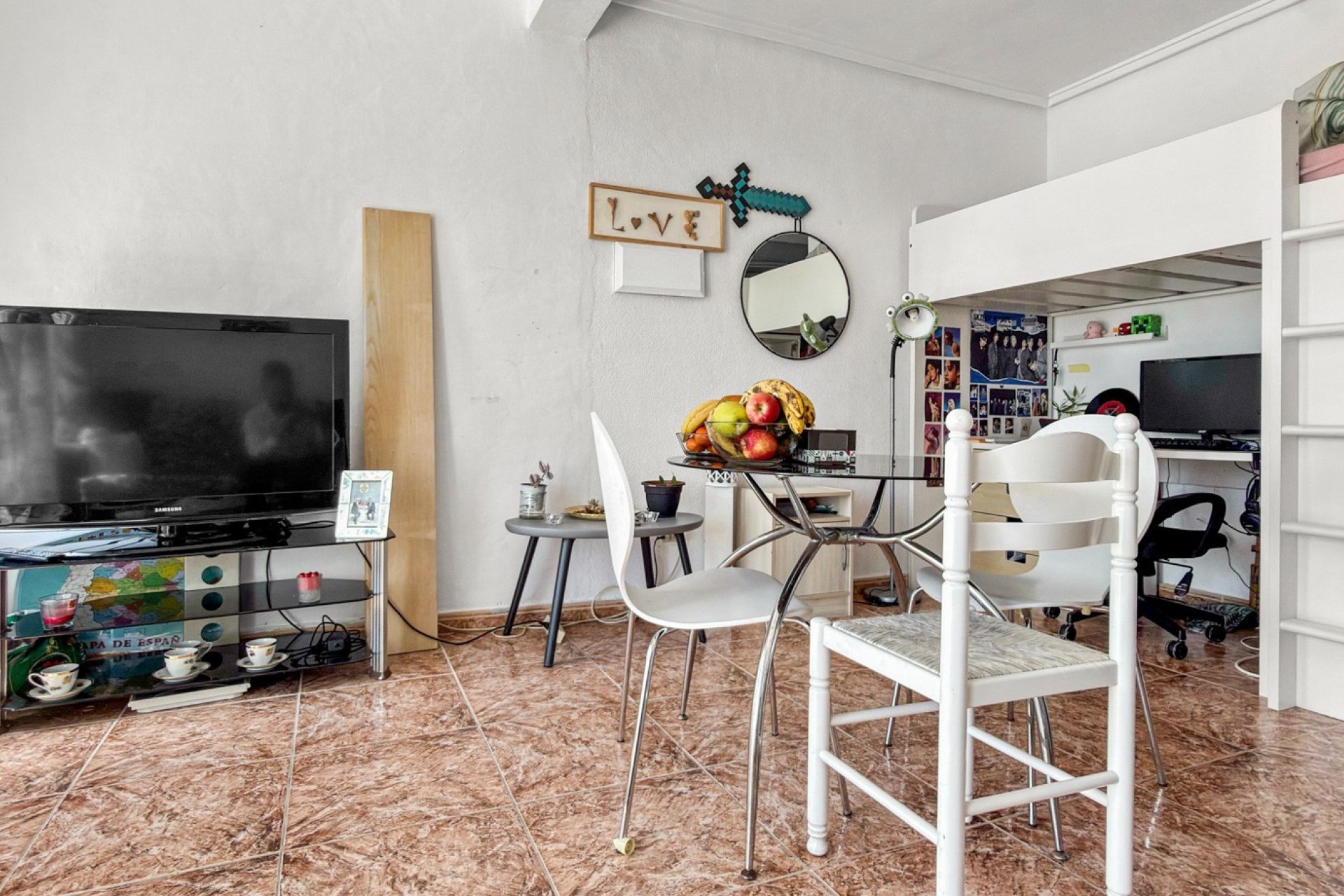 Resale - Townhouse -
Ciudad Quesada - Doña Pepa