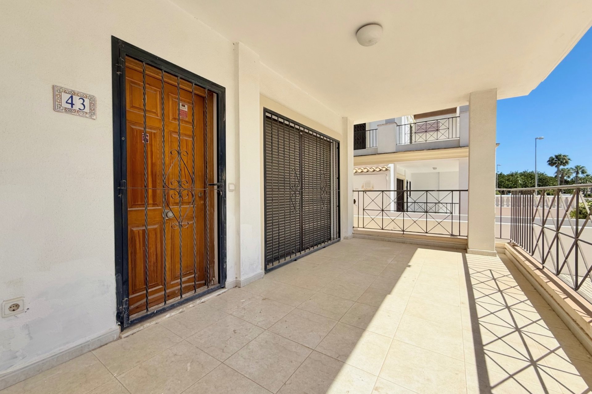 Resale - Townhouse -
Ciudad Quesada - Doña Pepa