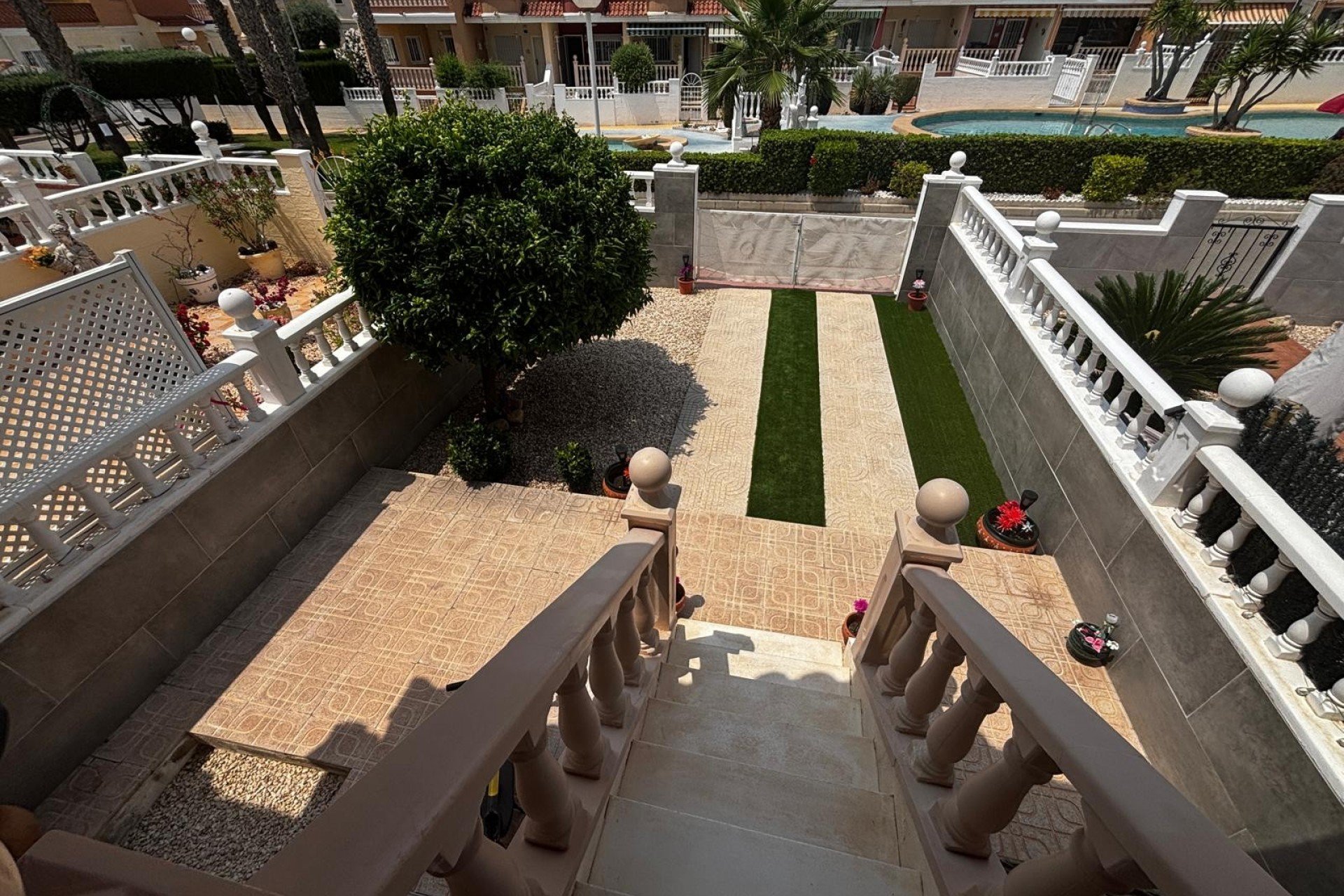 Resale - Townhouse -
Ciudad Quesada - Doña Pepa