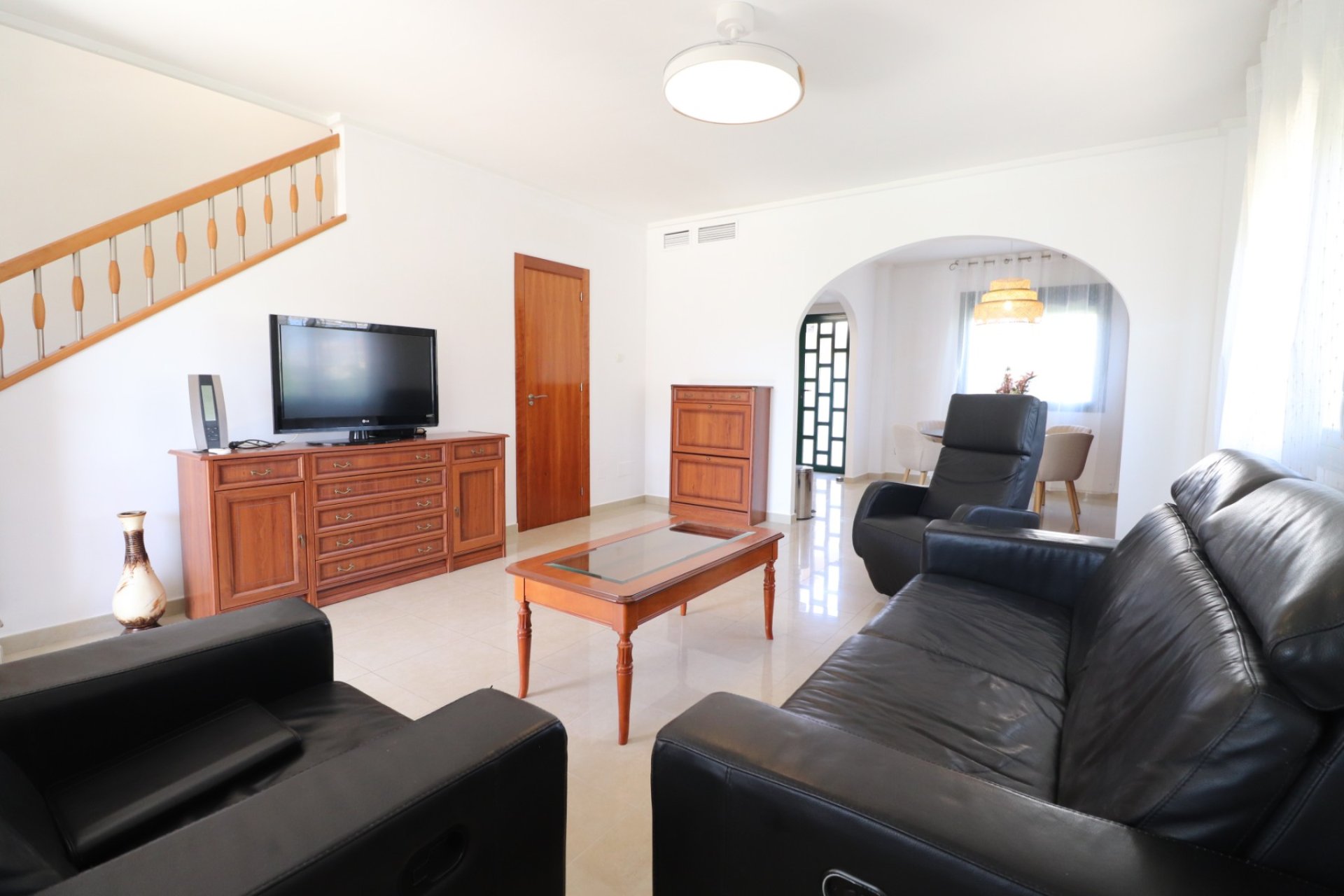 Resale - Townhouse -
Ciudad Quesada - Doña Pepa