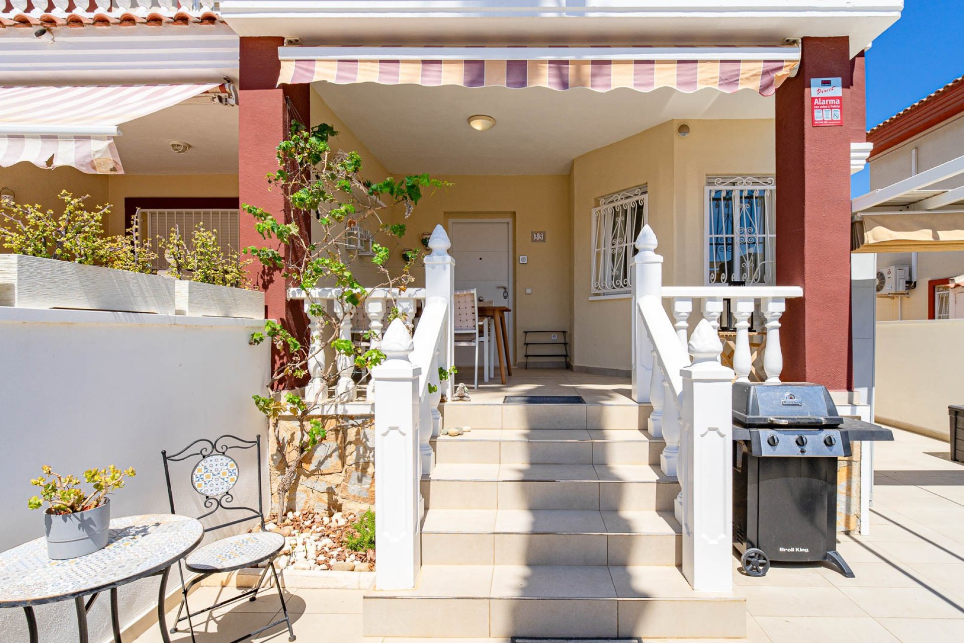 Resale - Townhouse -
Ciudad Quesada - Doña Pepa