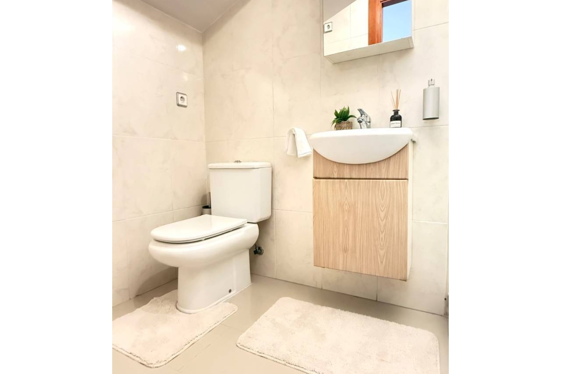 Resale - Townhouse -
Ciudad Quesada - Doña Pepa