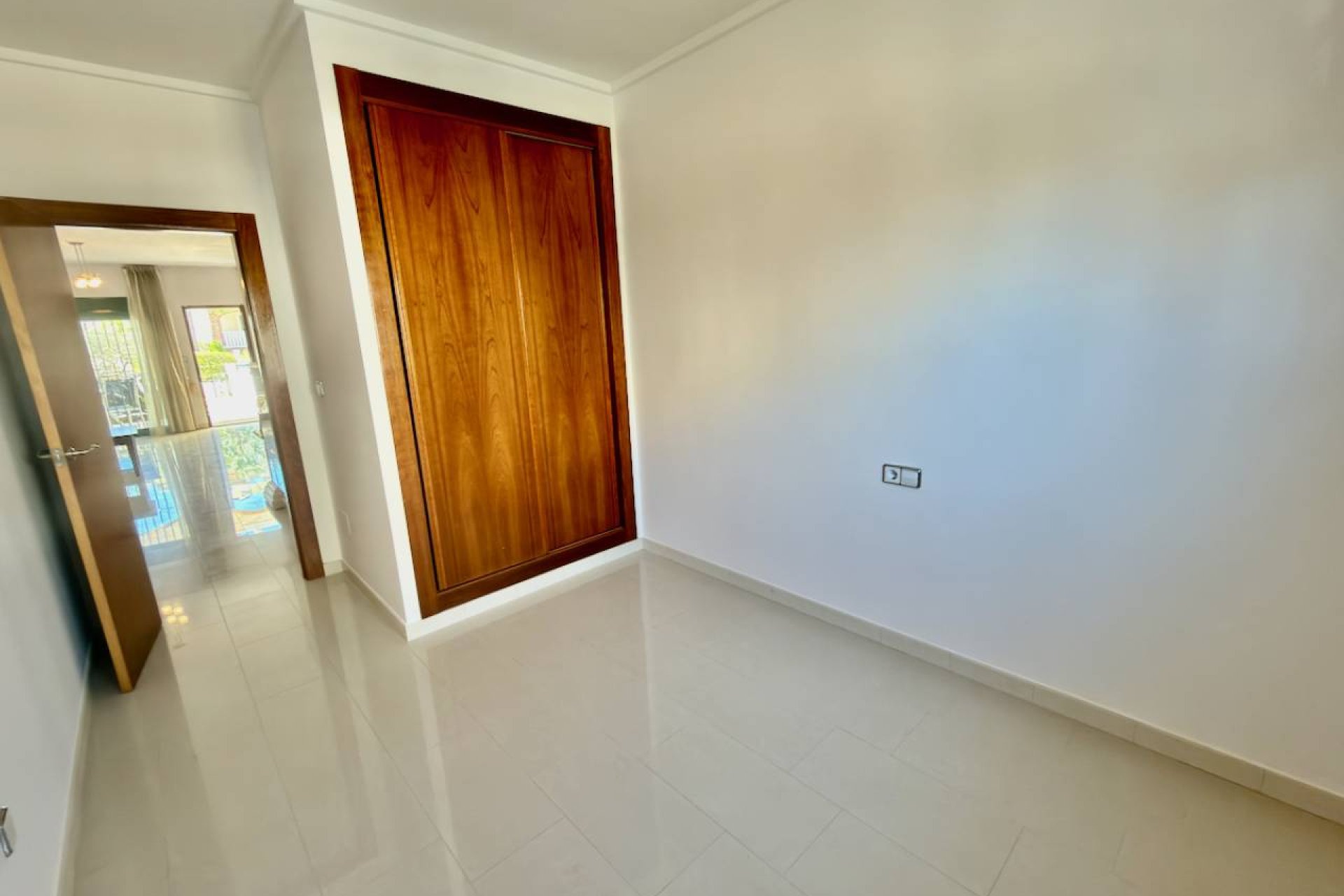 Resale - Townhouse -
Ciudad Quesada - Doña Pepa