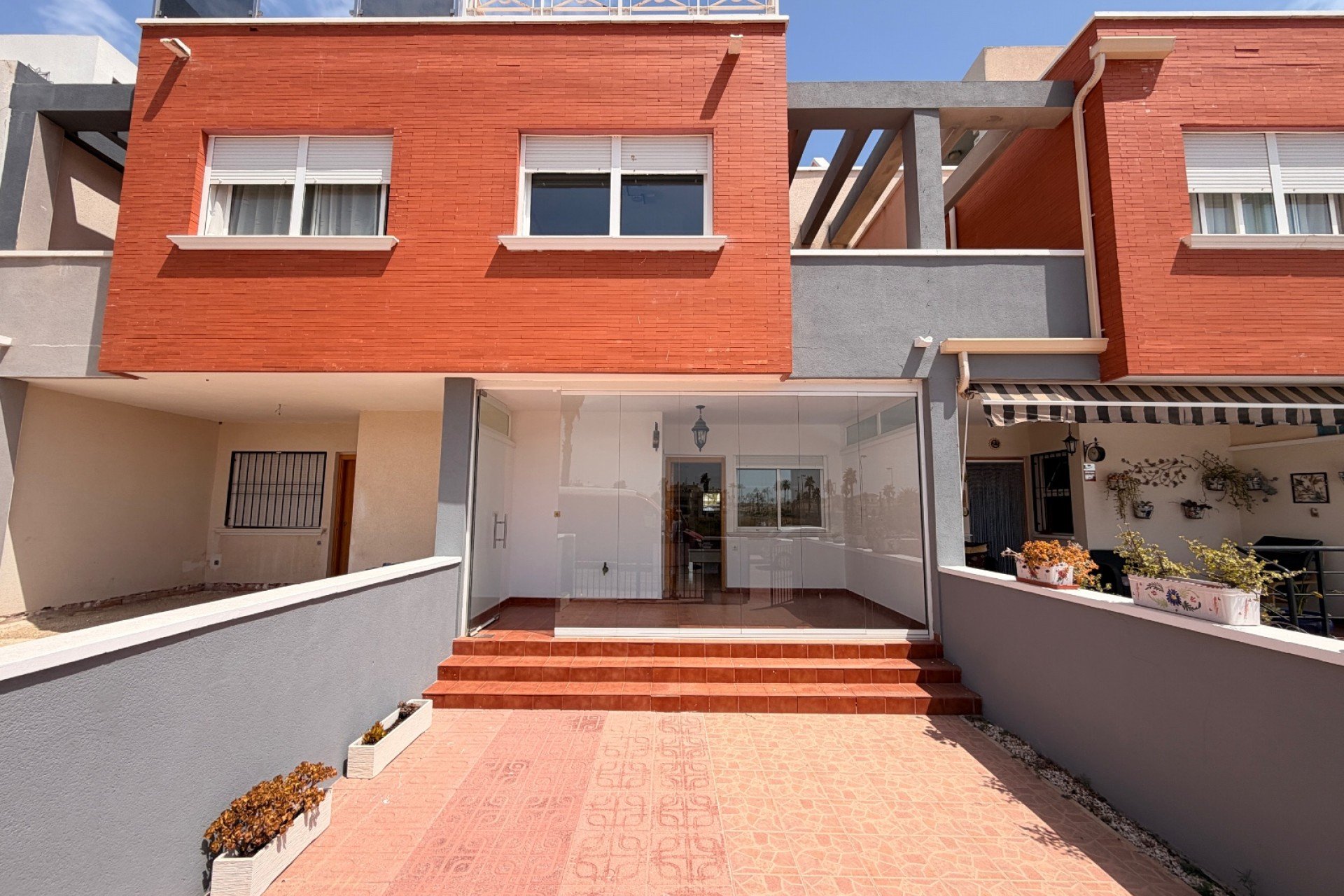 Resale - Townhouse -
Ciudad Quesada - Doña Pepa
