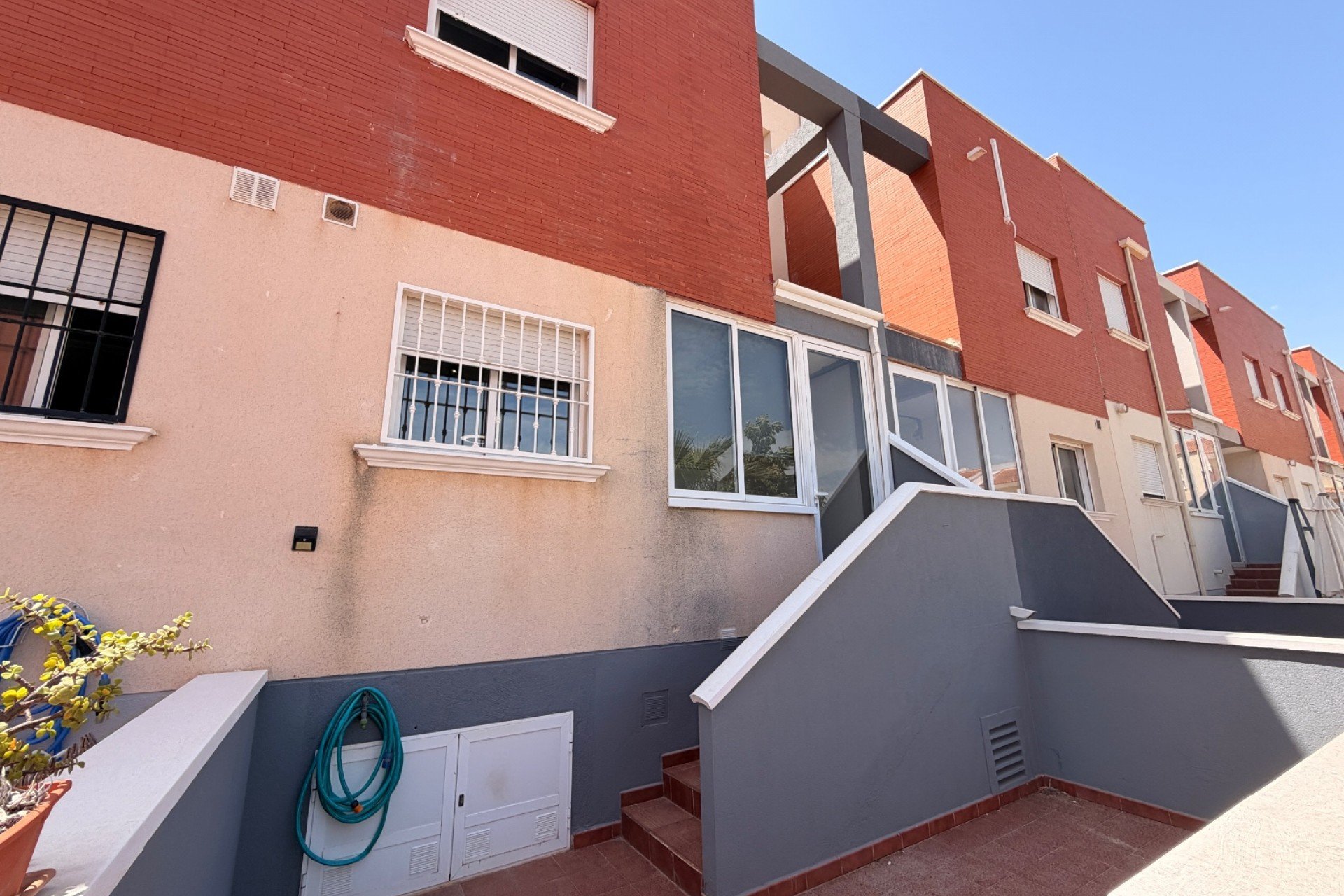 Resale - Townhouse -
Ciudad Quesada - Doña Pepa